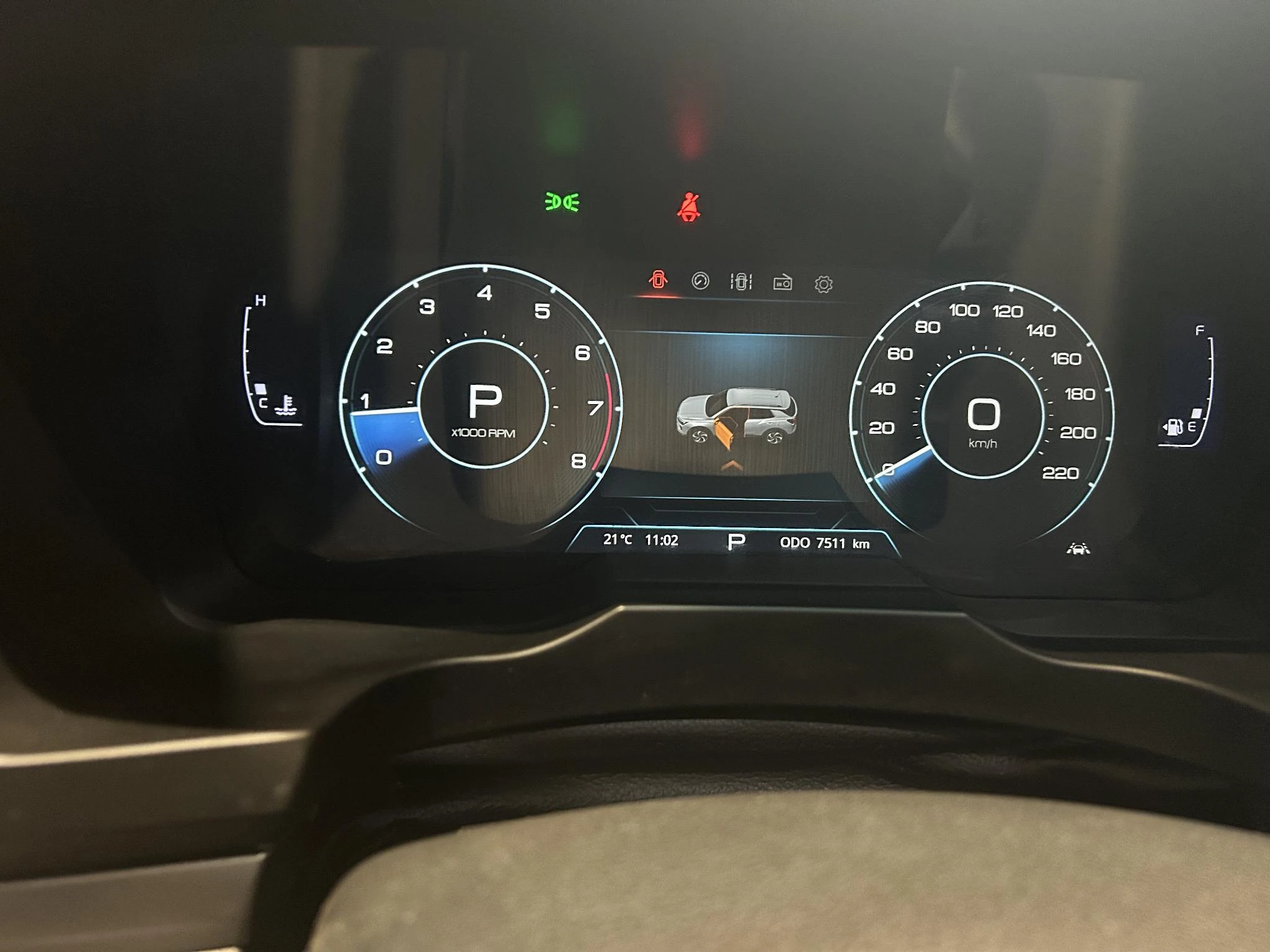 Mercedes-Benz-GLC-image-22