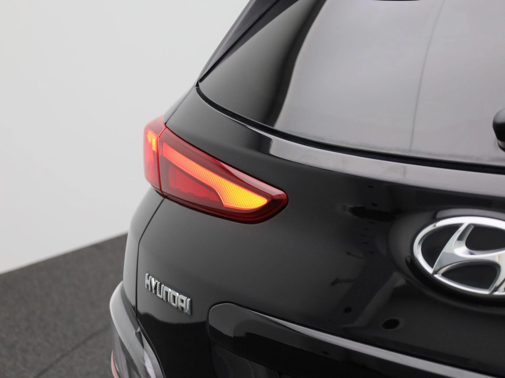 Hyundai-Kona-image-41
