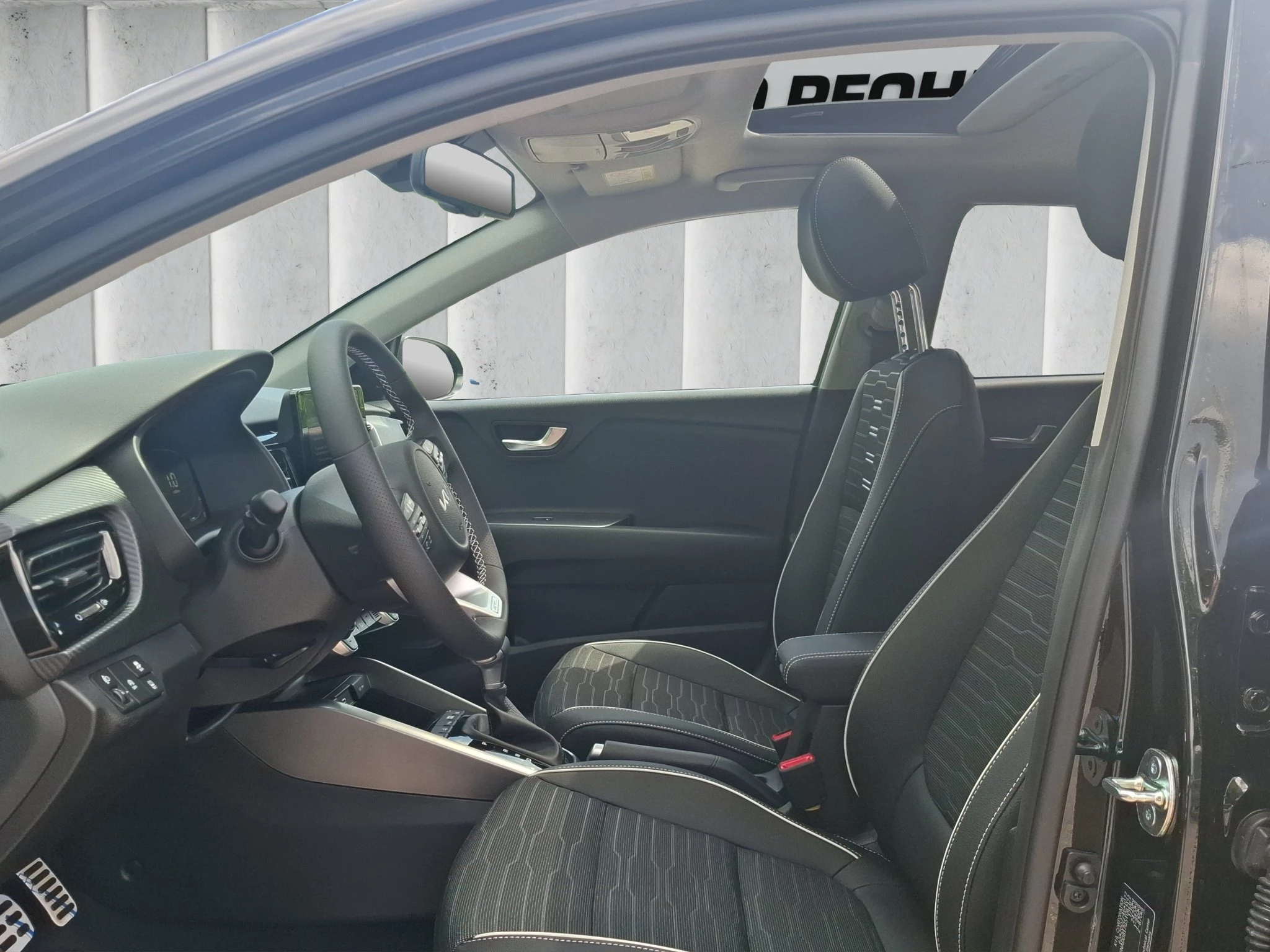 Kia Stonic GT-Line 100 PS 48V Autom. Spirit ACC LED RFK PDC SHZ LEDER *SALE*