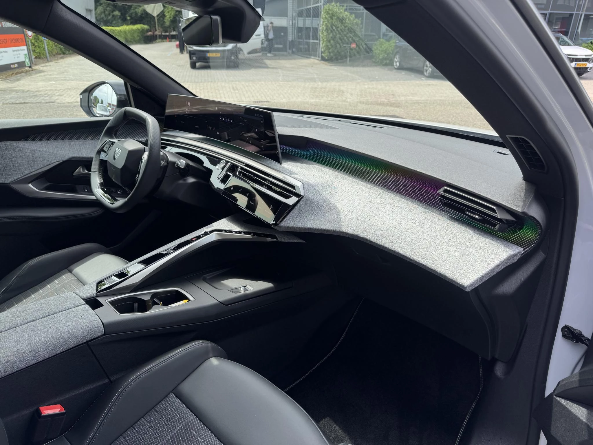 Peugeot 3008 Hybrid 145 GT