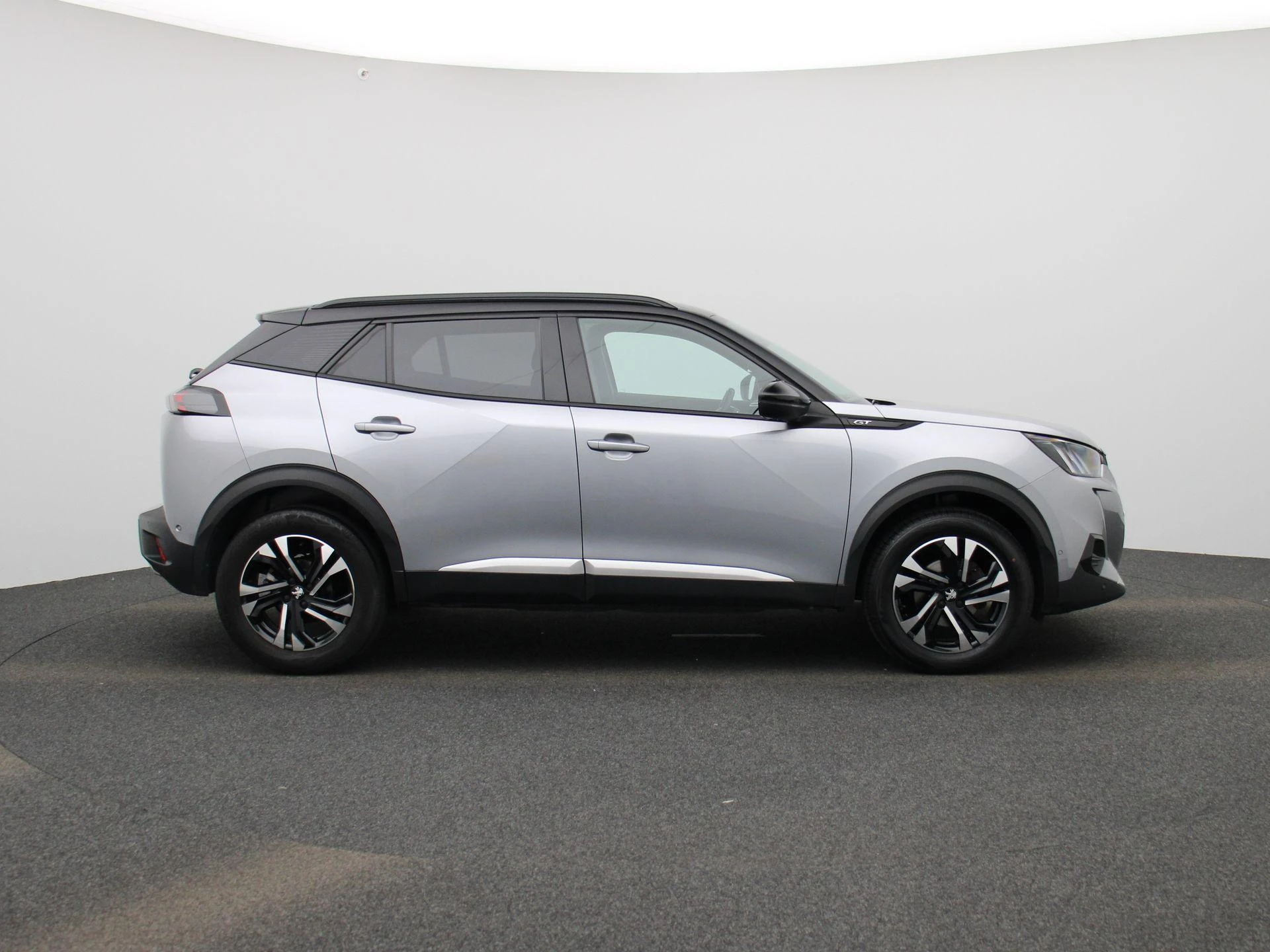 Peugeot-2008-image-5