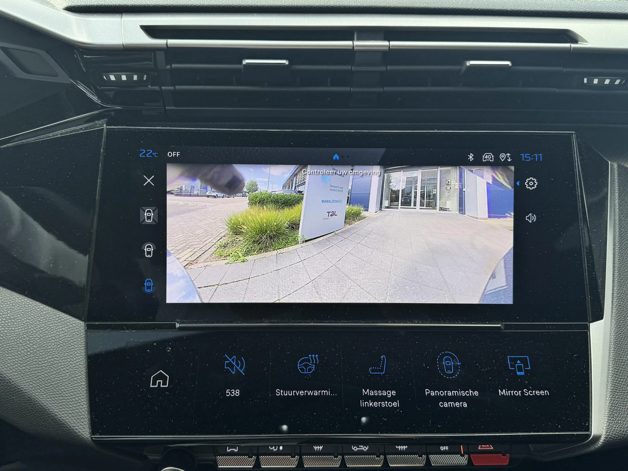 Peugeot-e-308-image-11