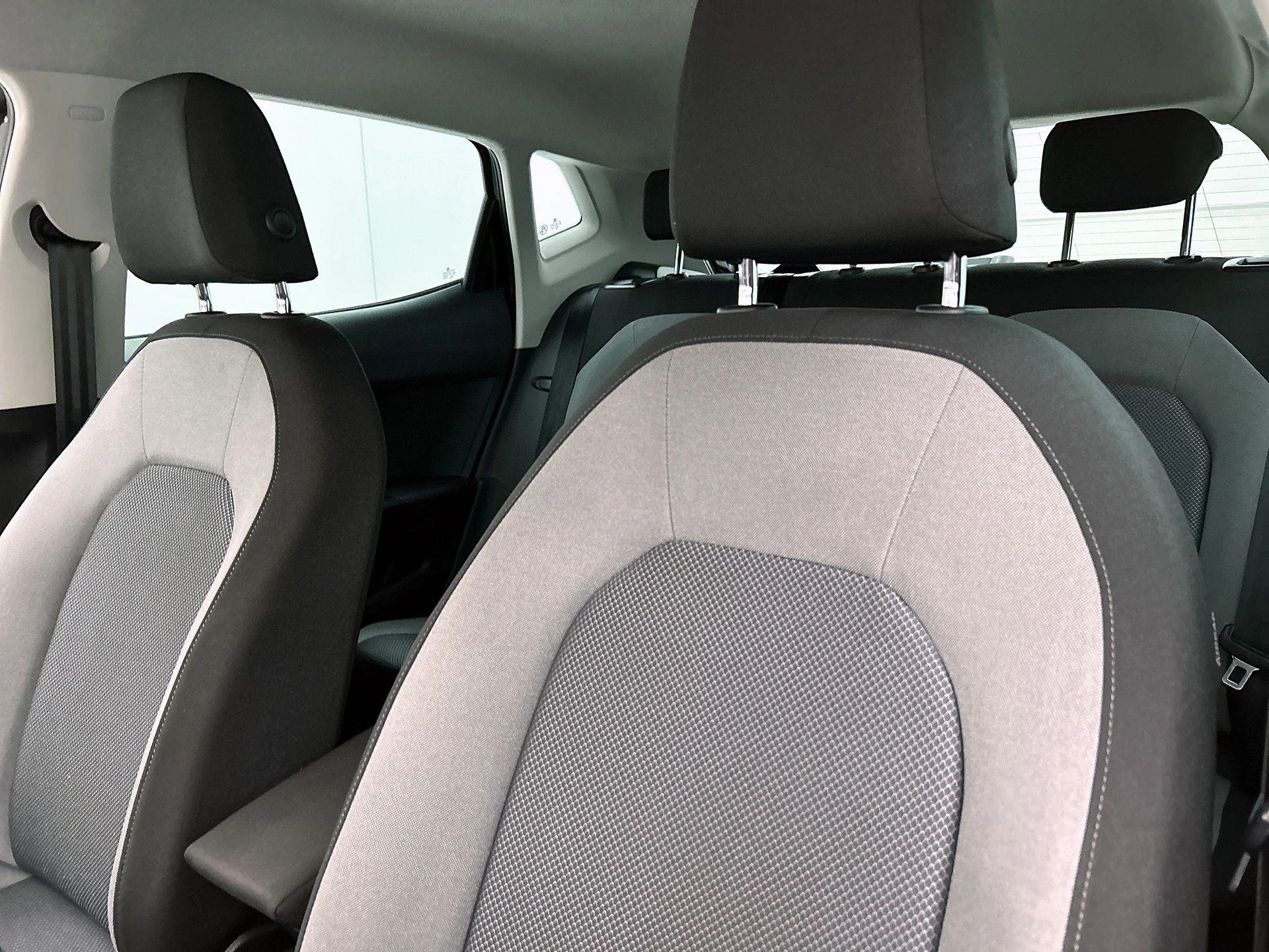 SEAT Ibiza 1.0 TSI Style Business Intense 95 PK