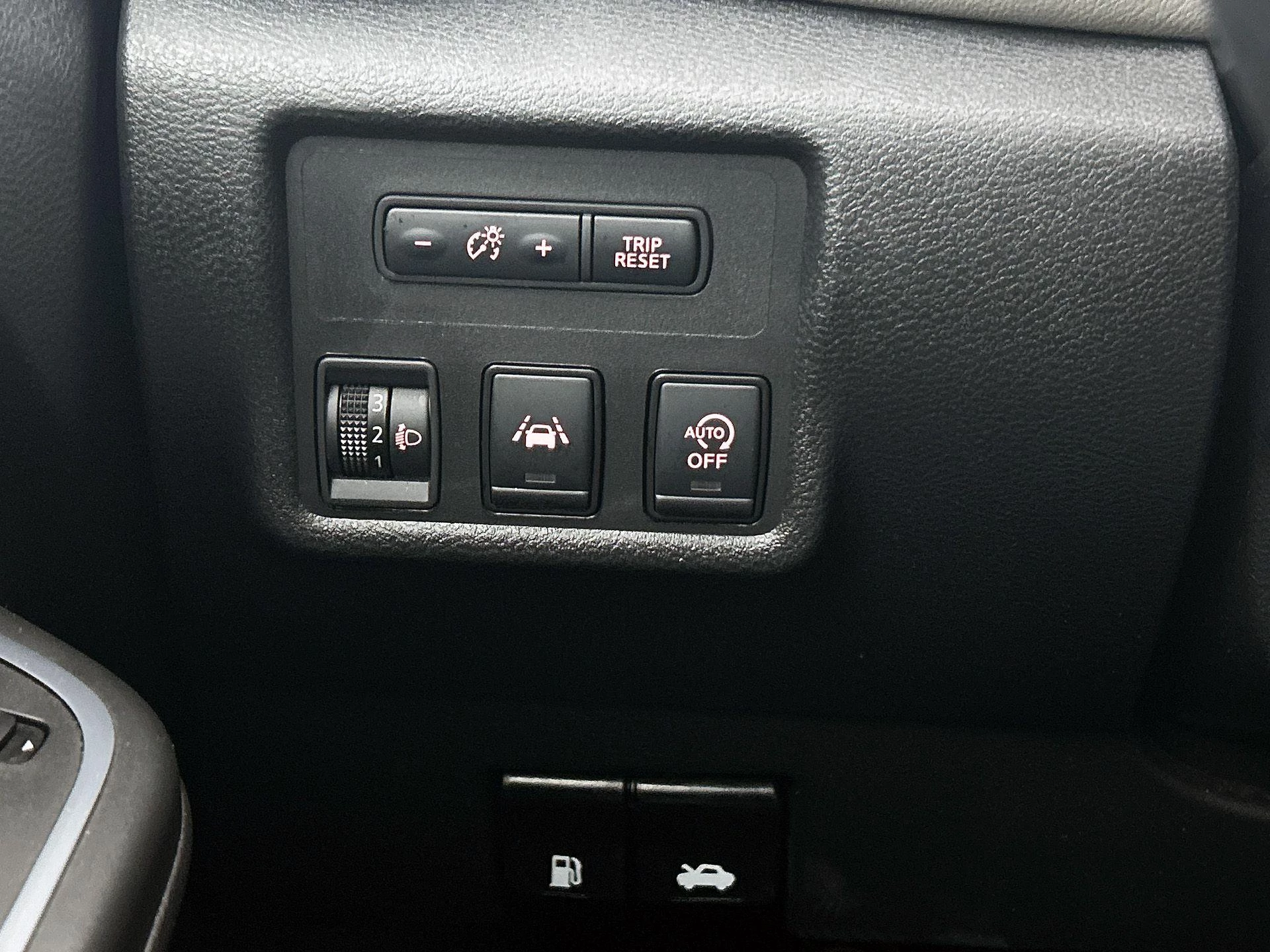 Nissan-Micra-image-23