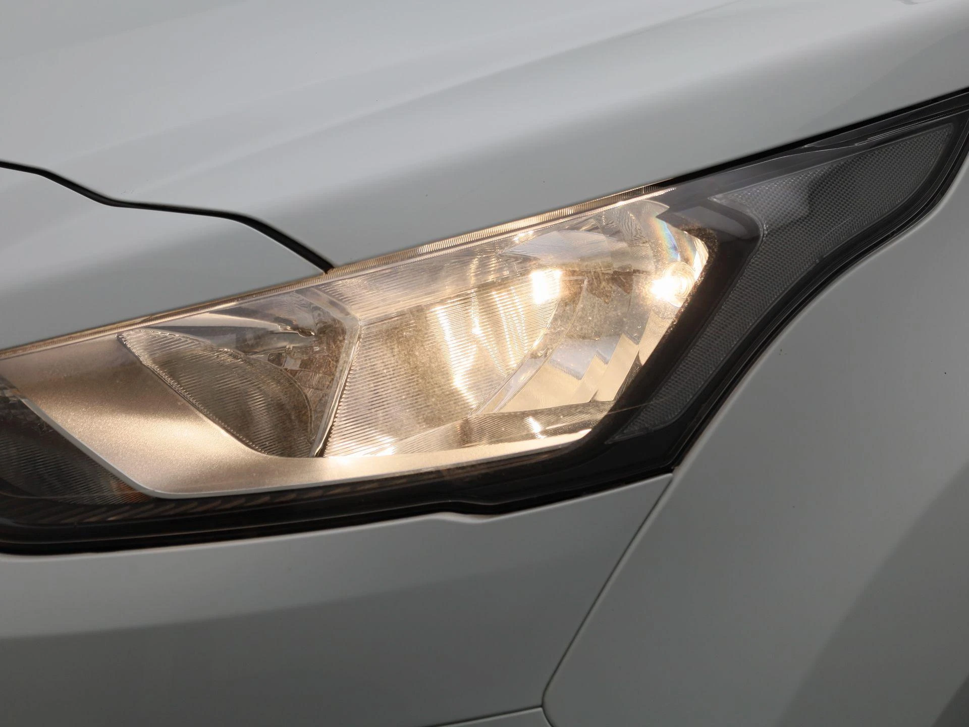 Ford-Transit Connect-image-9