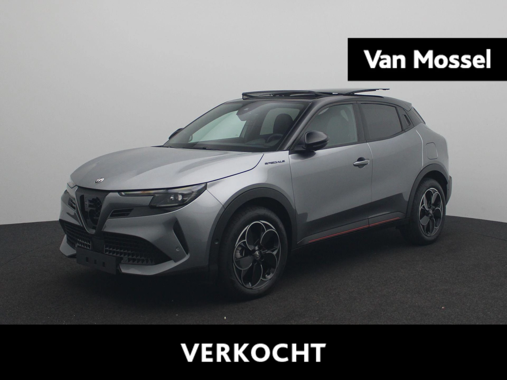 Alfa Romeo-Junior-image-0