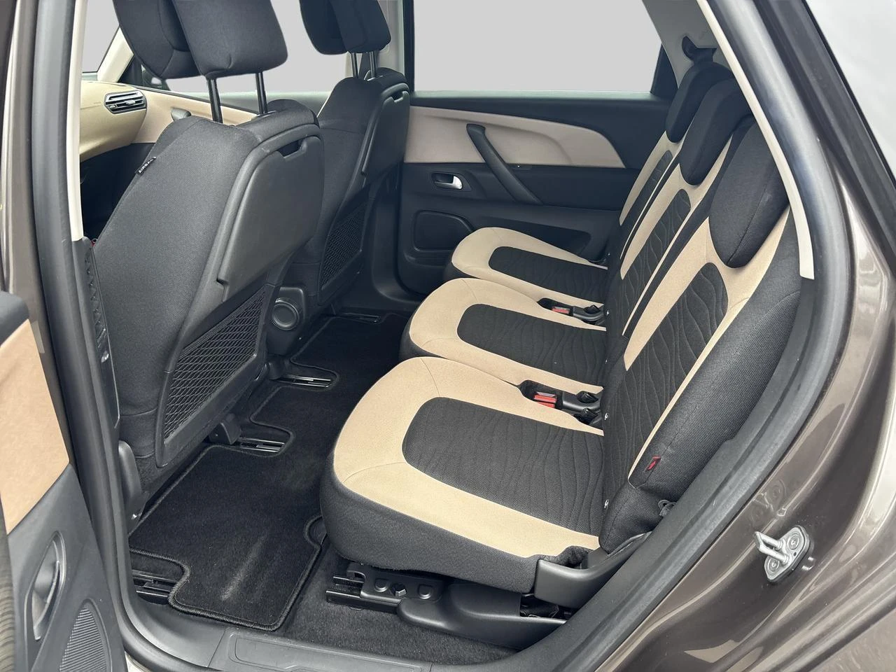 Citroën-C4 Picasso-image-13