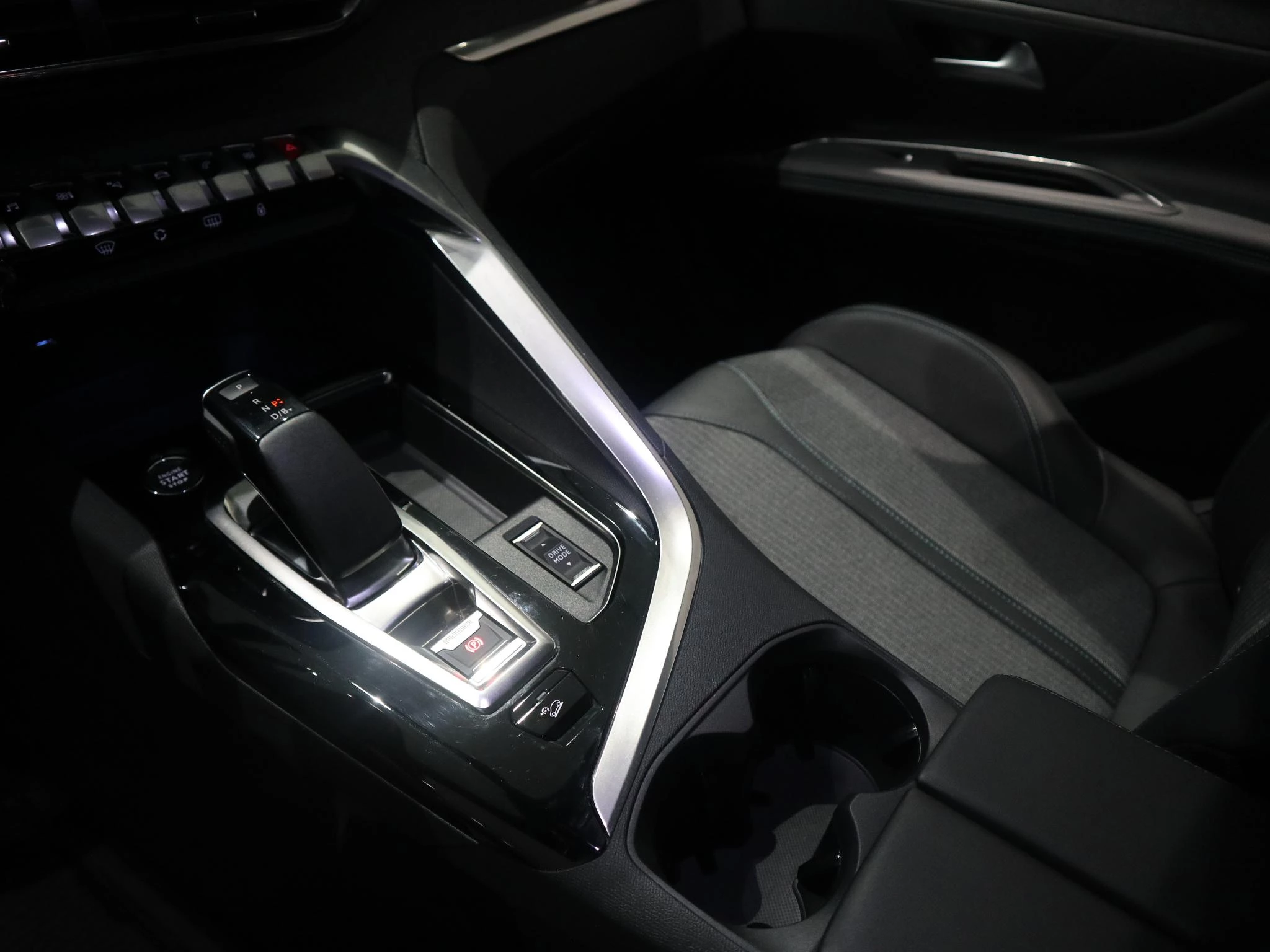 Peugeot-3008-image-20