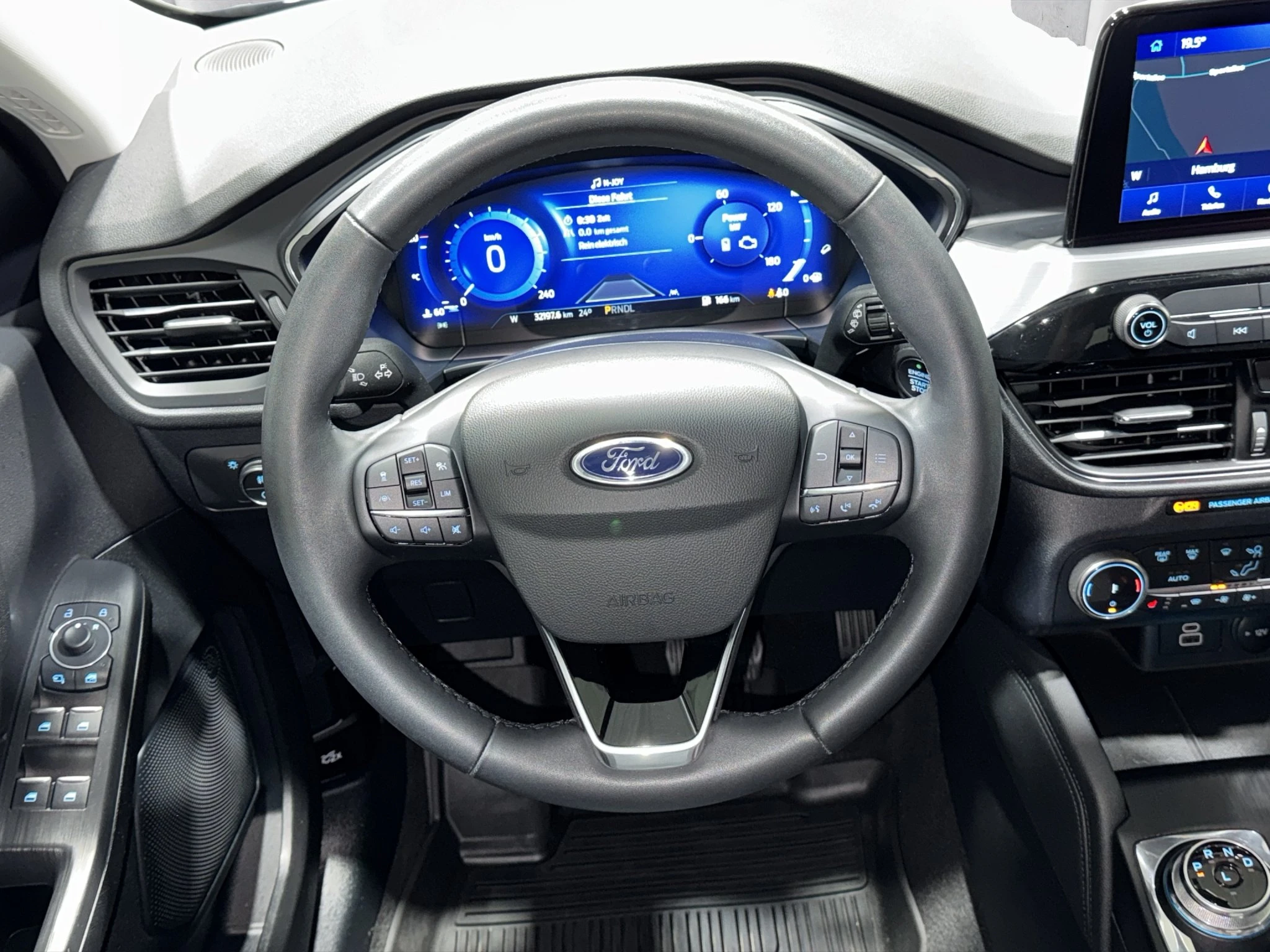 Ford-Kuga-image-12