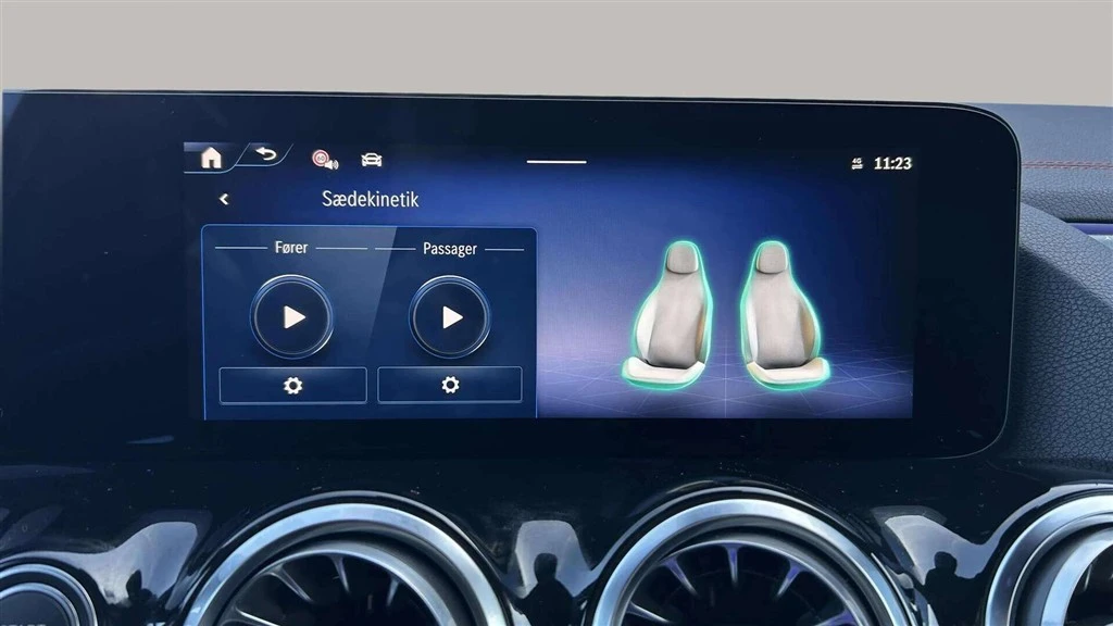 Mercedes-Benz-EQA-image-17
