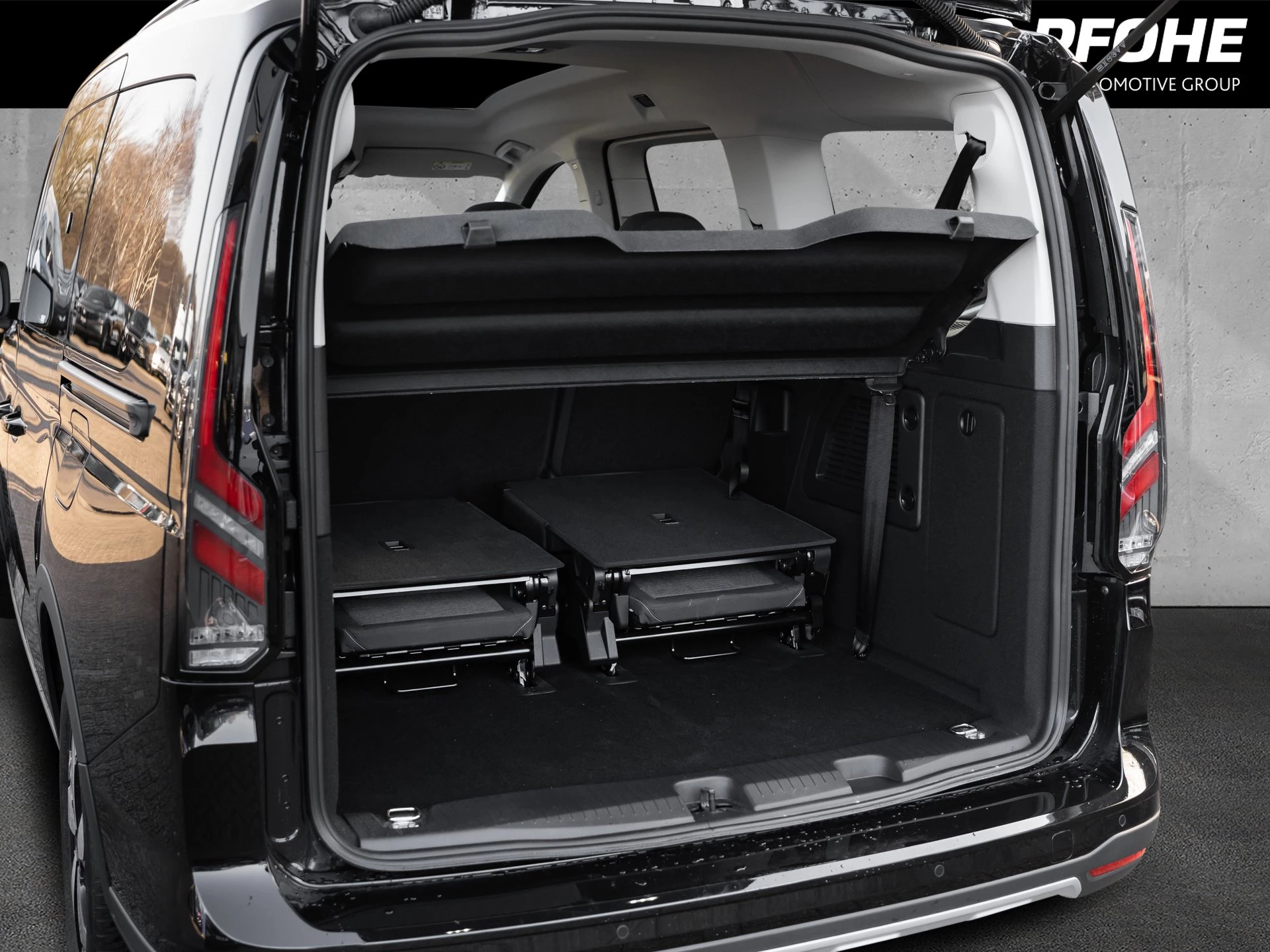 Ford Tourneo Connect Grand Active GJR*LED*NAVI*RFK