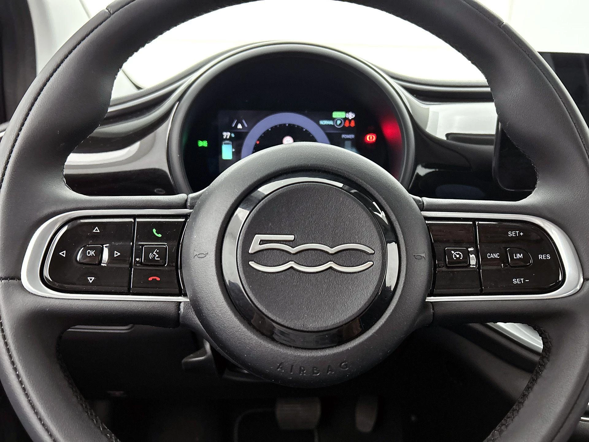 Fiat-500e-image-27
