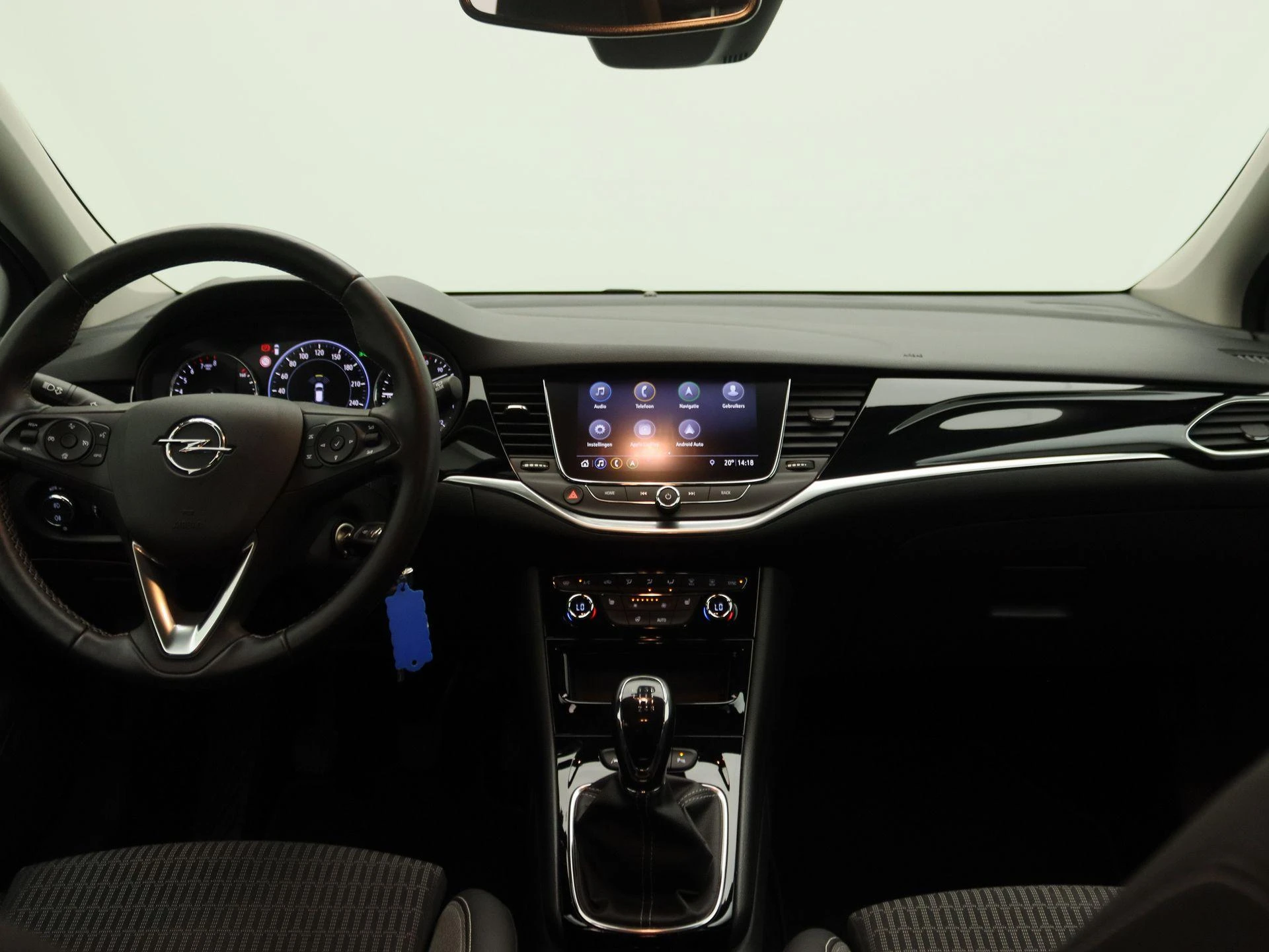 Opel-Astra-image-6