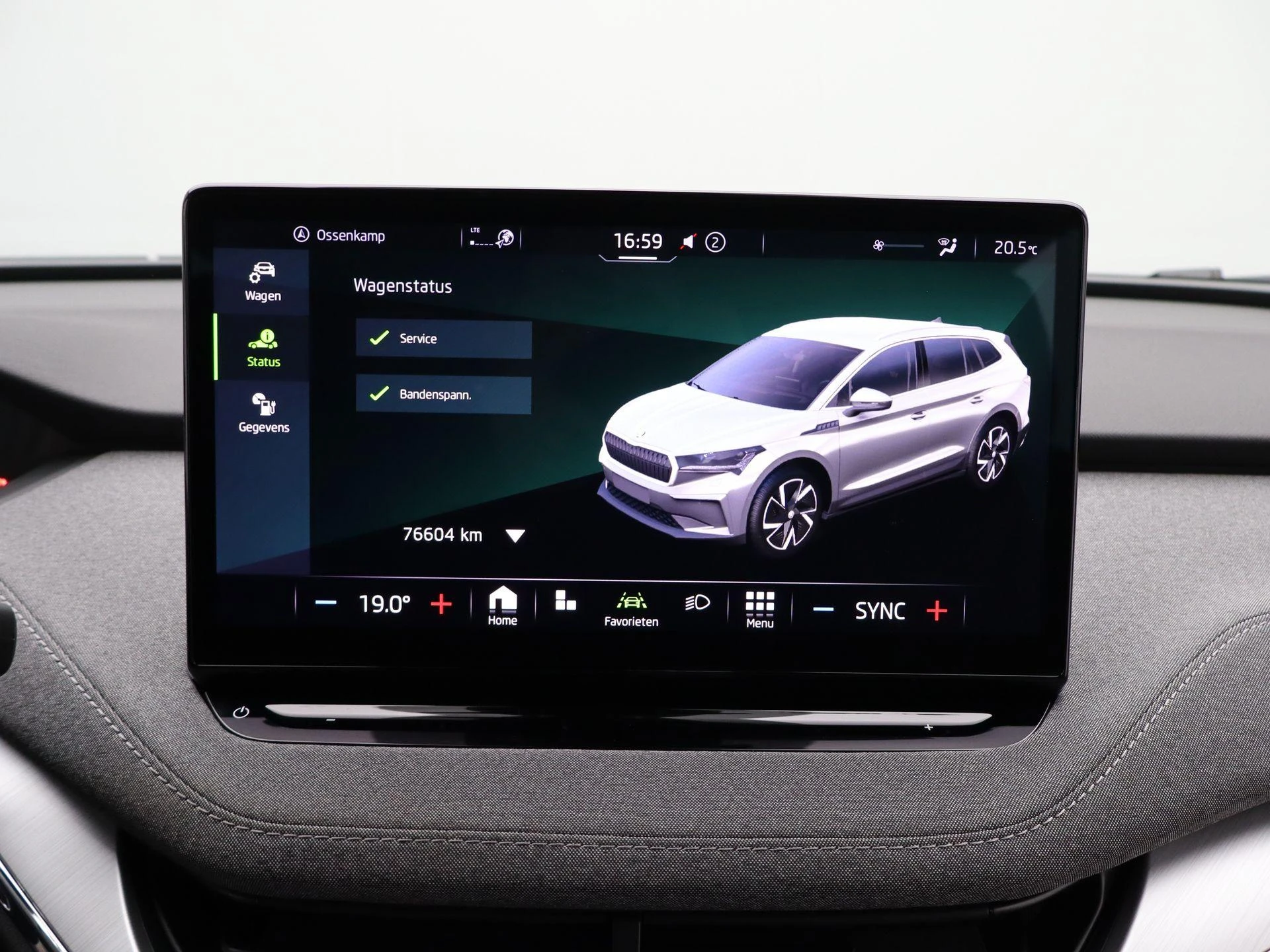 Škoda-Enyaq iV-image-8