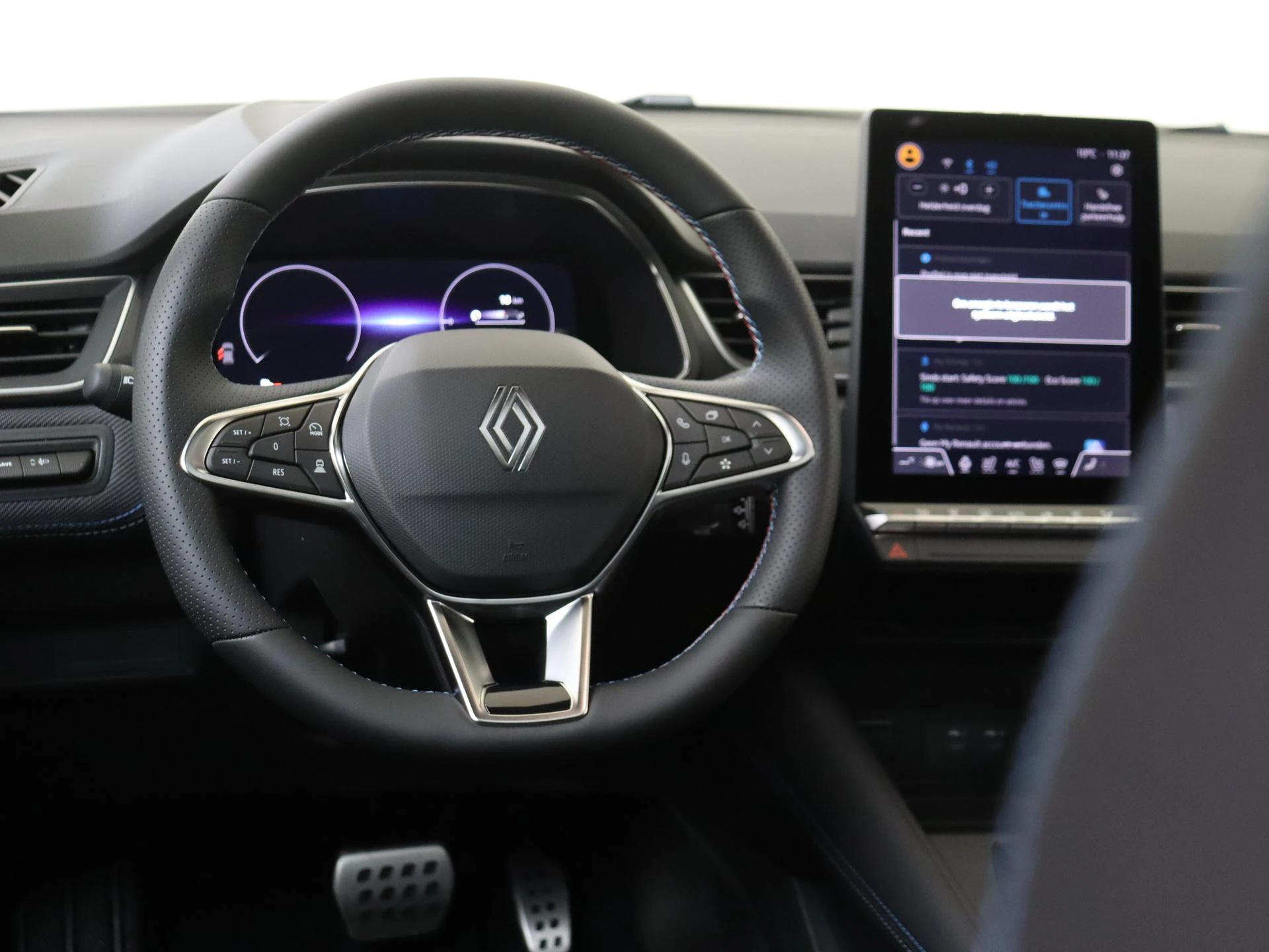 Renault-Captur-image-13