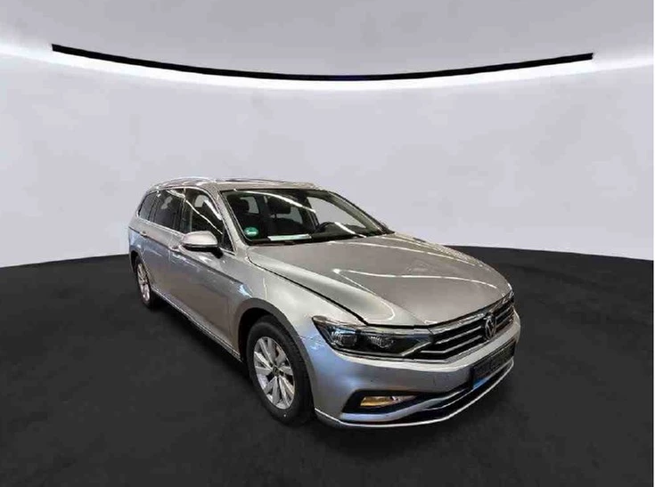 Volkswagen Passat Variant 2.0 TDI DSG Business AHK, Pano