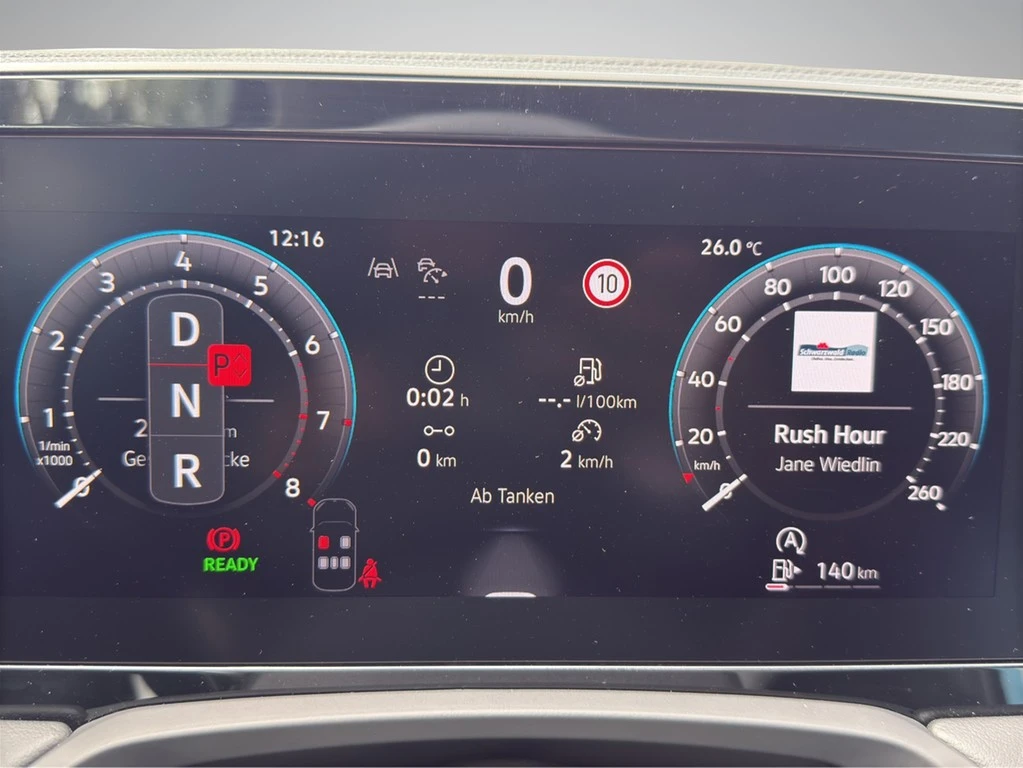 Volkswagen-Passat-image-11
