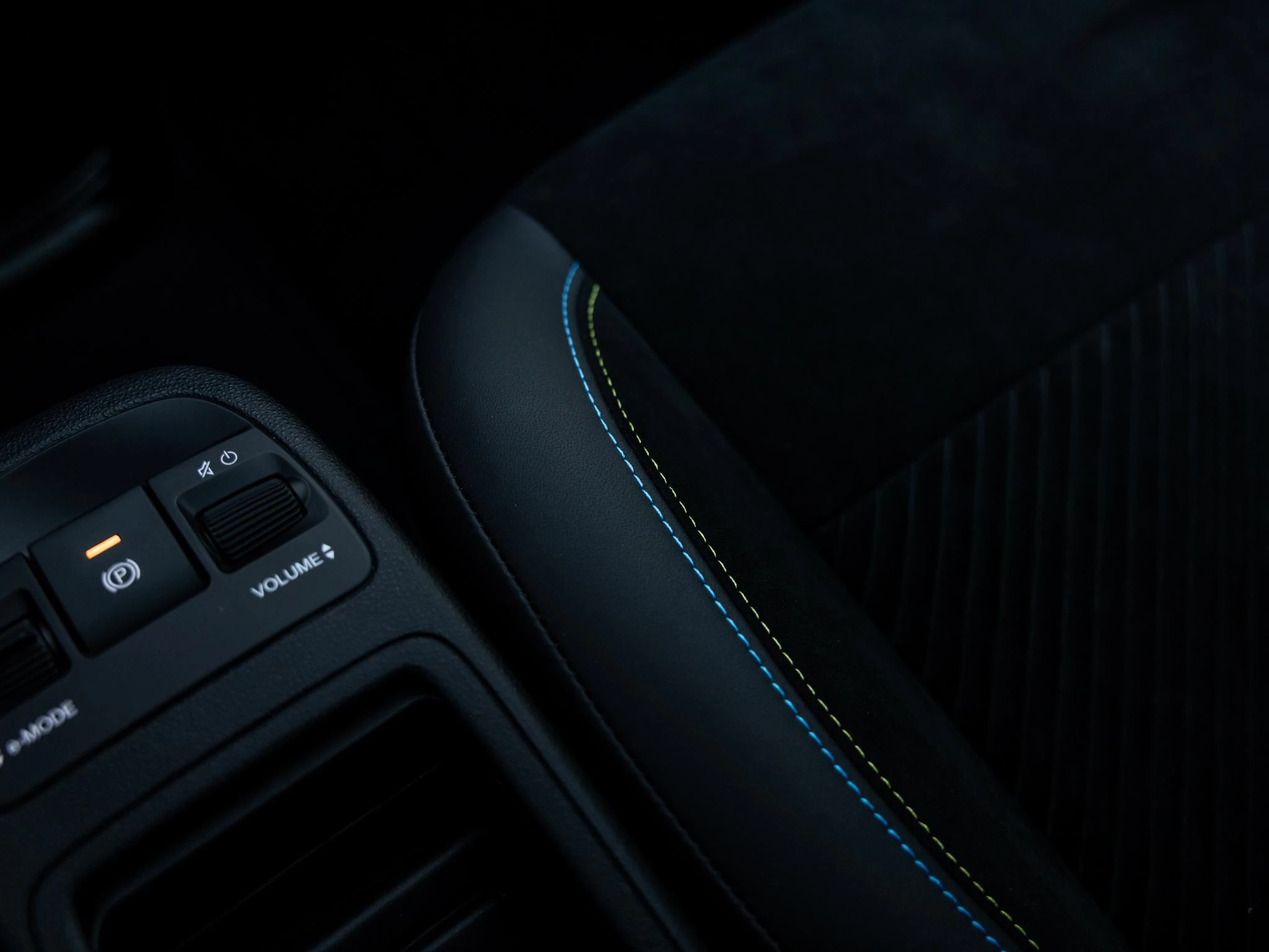 Abarth-500e-image-37