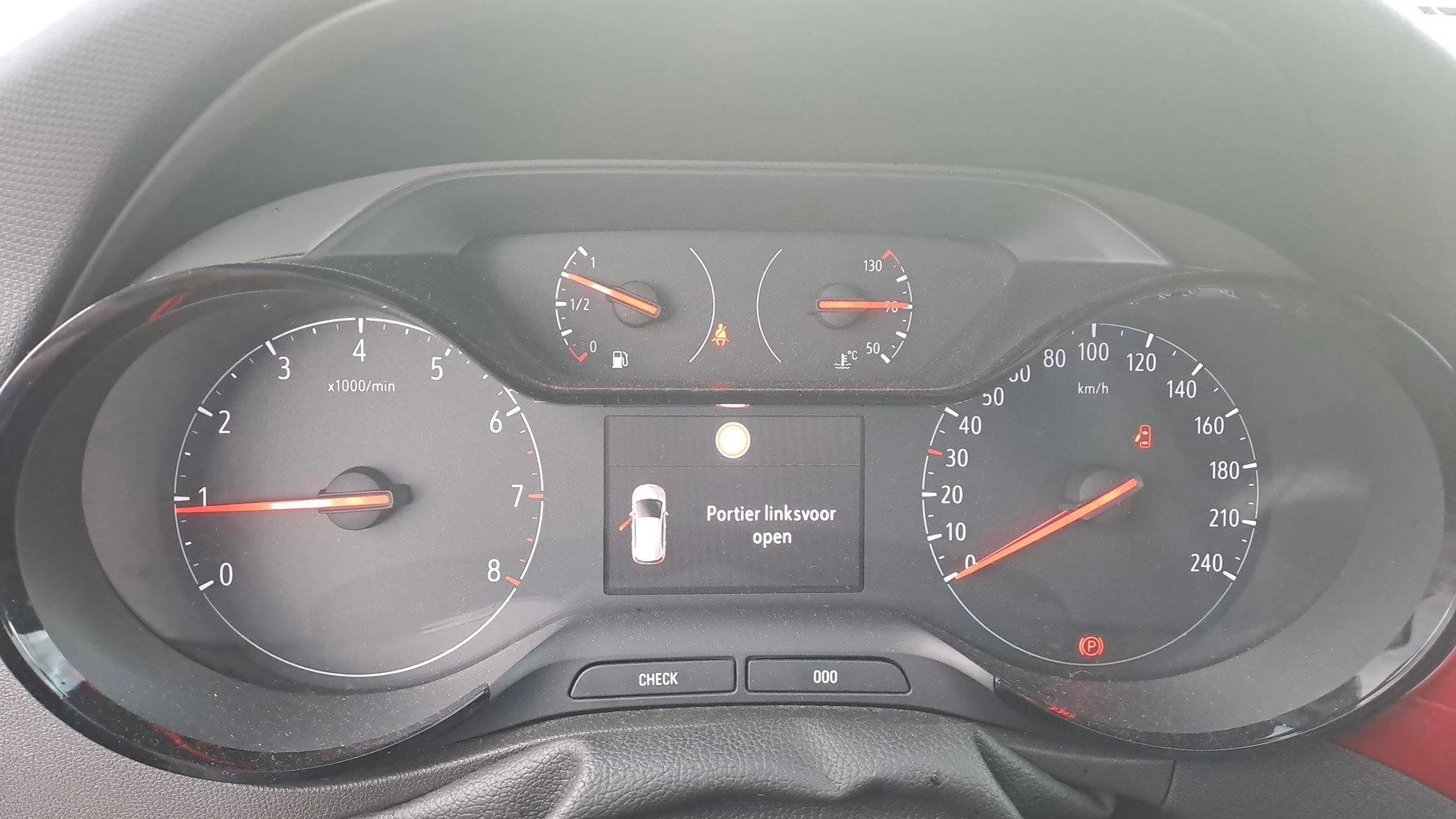 Opel-Crossland-image-9