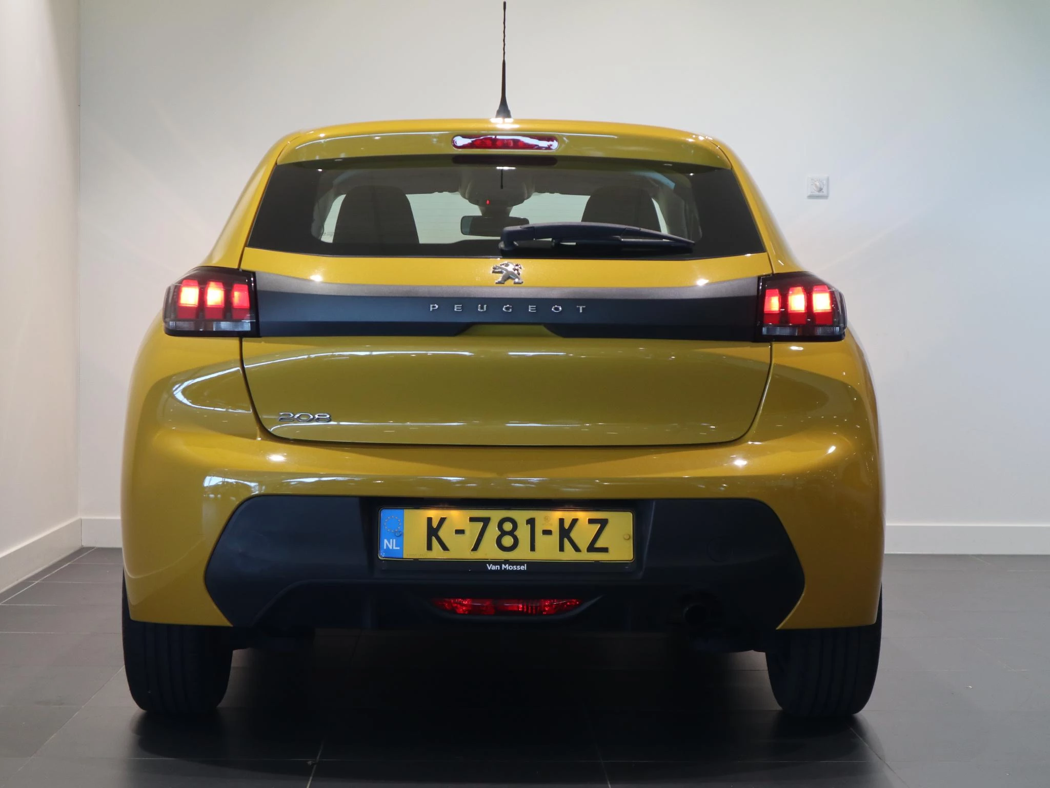 Peugeot-208-image-5