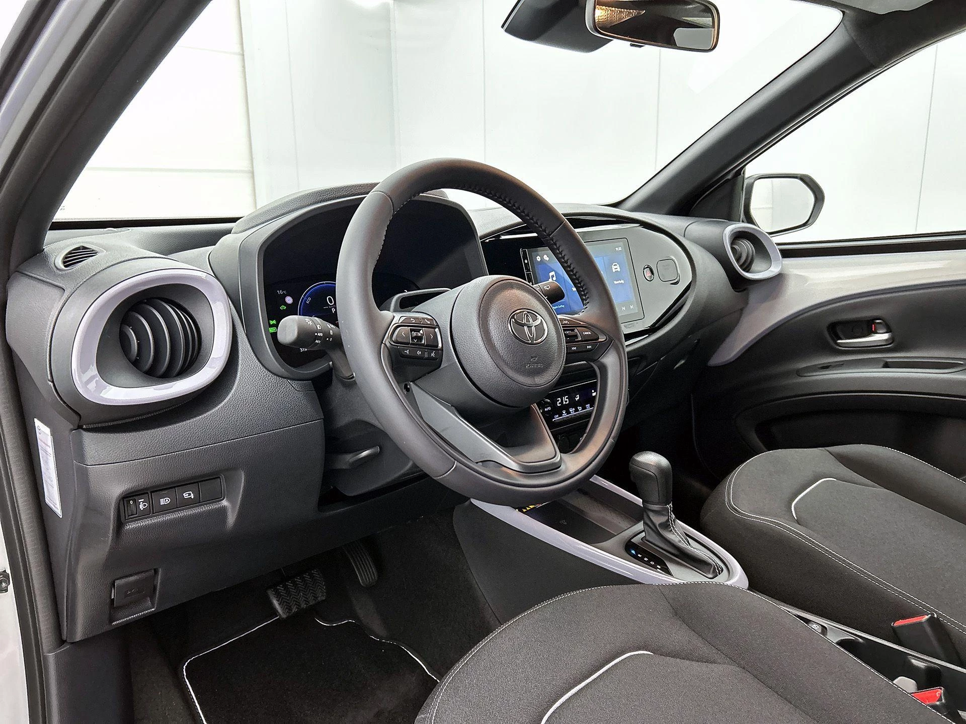 Toyota-Aygo-image-19