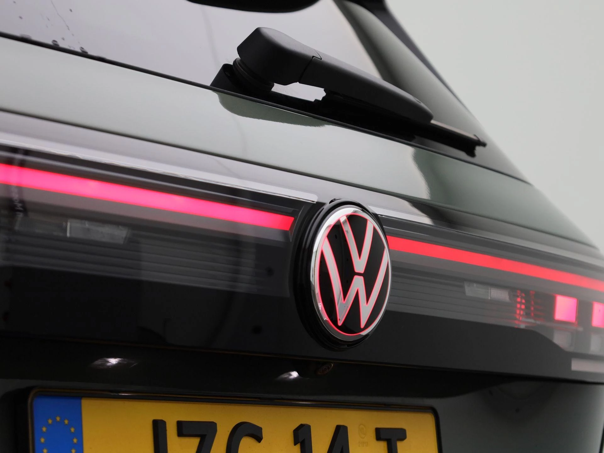 Volkswagen-Tiguan-image-48