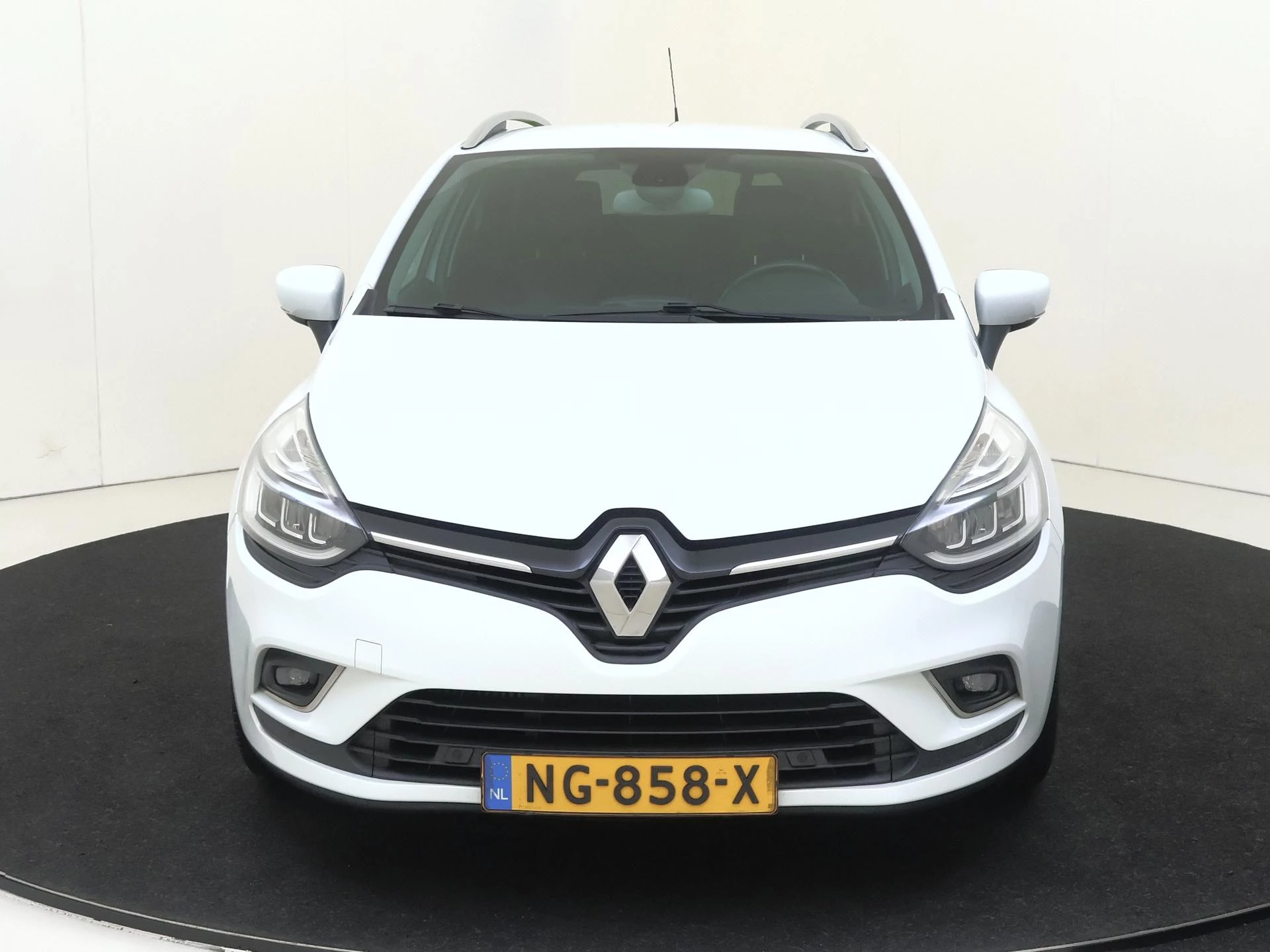 Renault-Clio-image-1