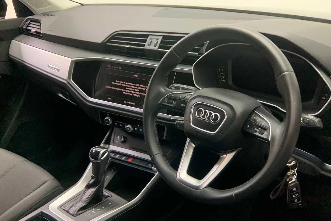 Audi-Q3-image-5