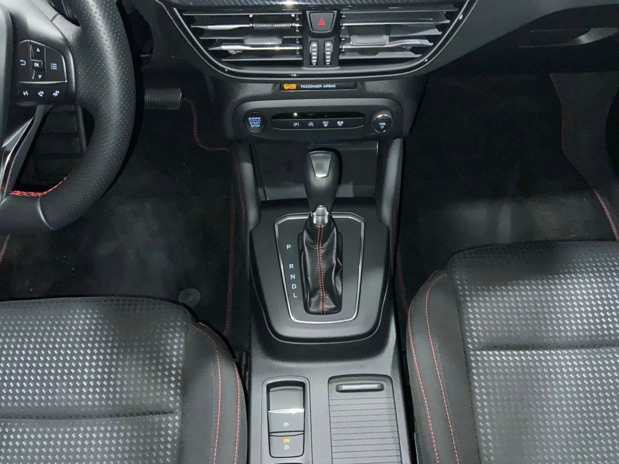 Ford Focus ST-Line X Turnier Aut.*AHK*ACC*HUD*KAM*NAVI*WINTER-PKT.