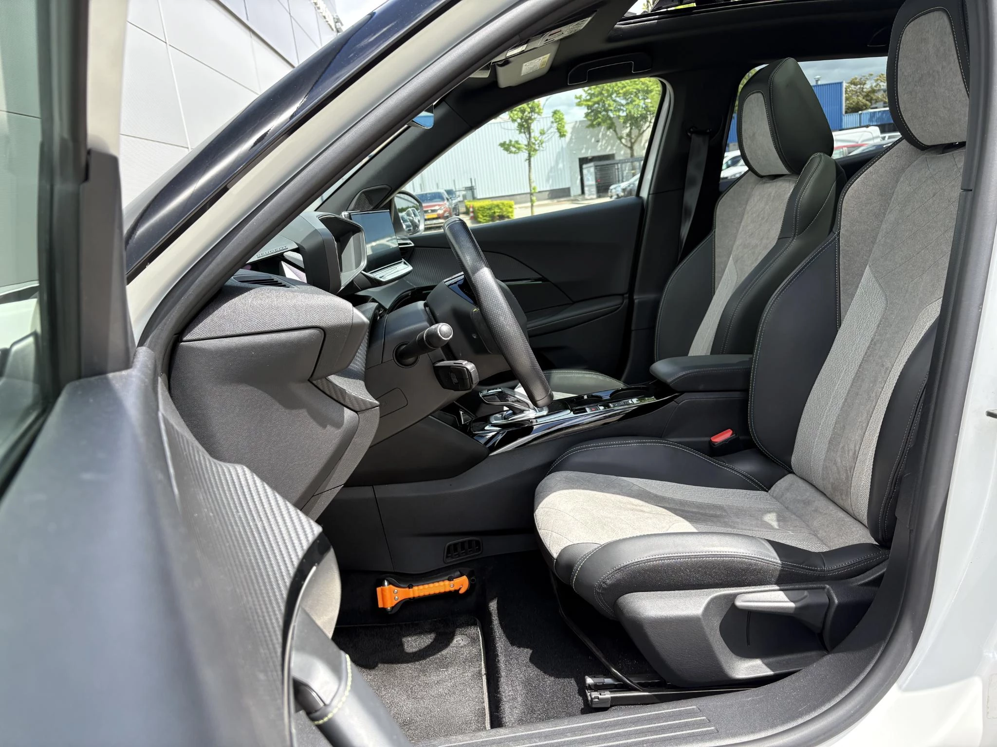 Peugeot e-2008 EV GT Pack 50 kWh