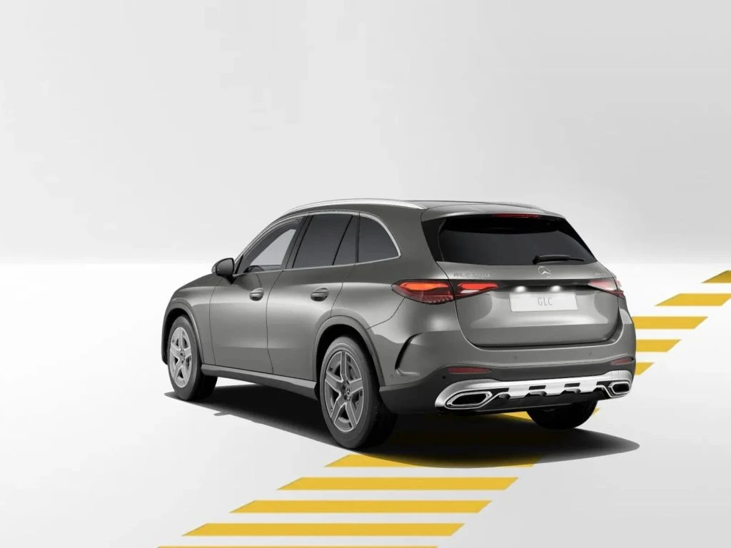 Mercedes-Benz-GLC 200-image-4