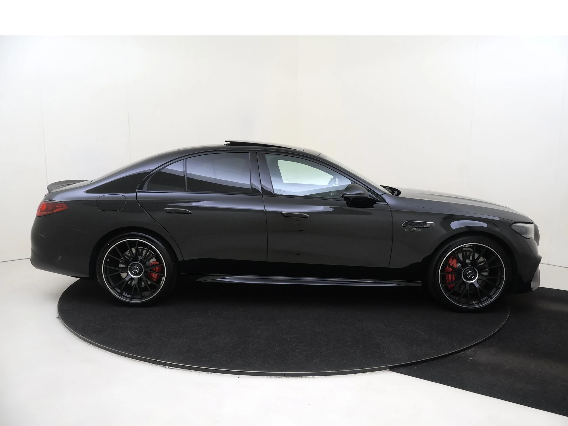 Mercedes-Benz E-Klasse AMG 53 4MATIC+ Night Edition