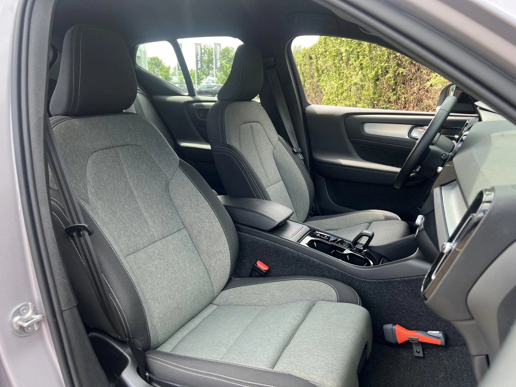Volvo XC40 B4 Plus Dark Harman Kardon Trekhaak Aut.