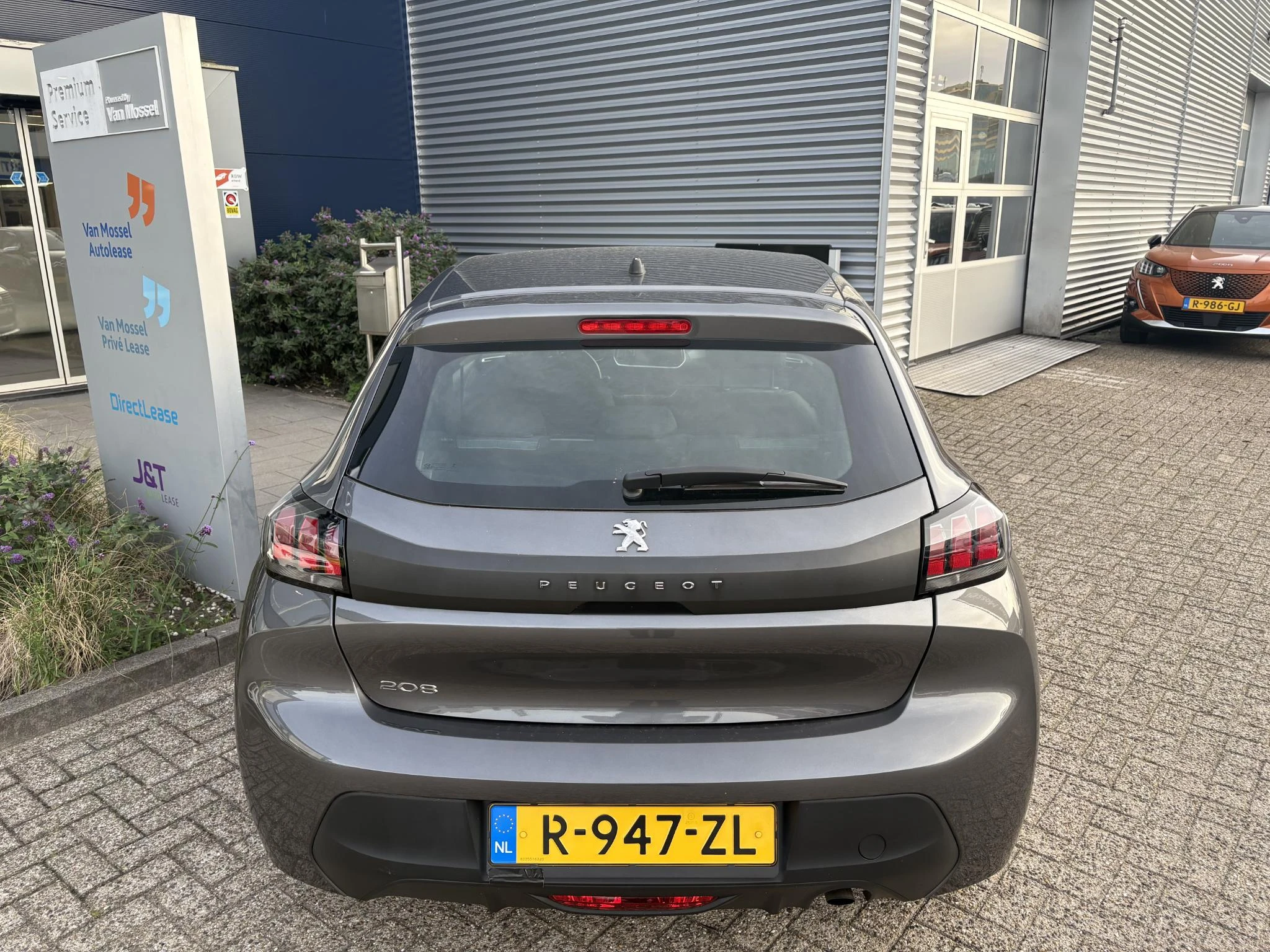 Peugeot-208-image-5