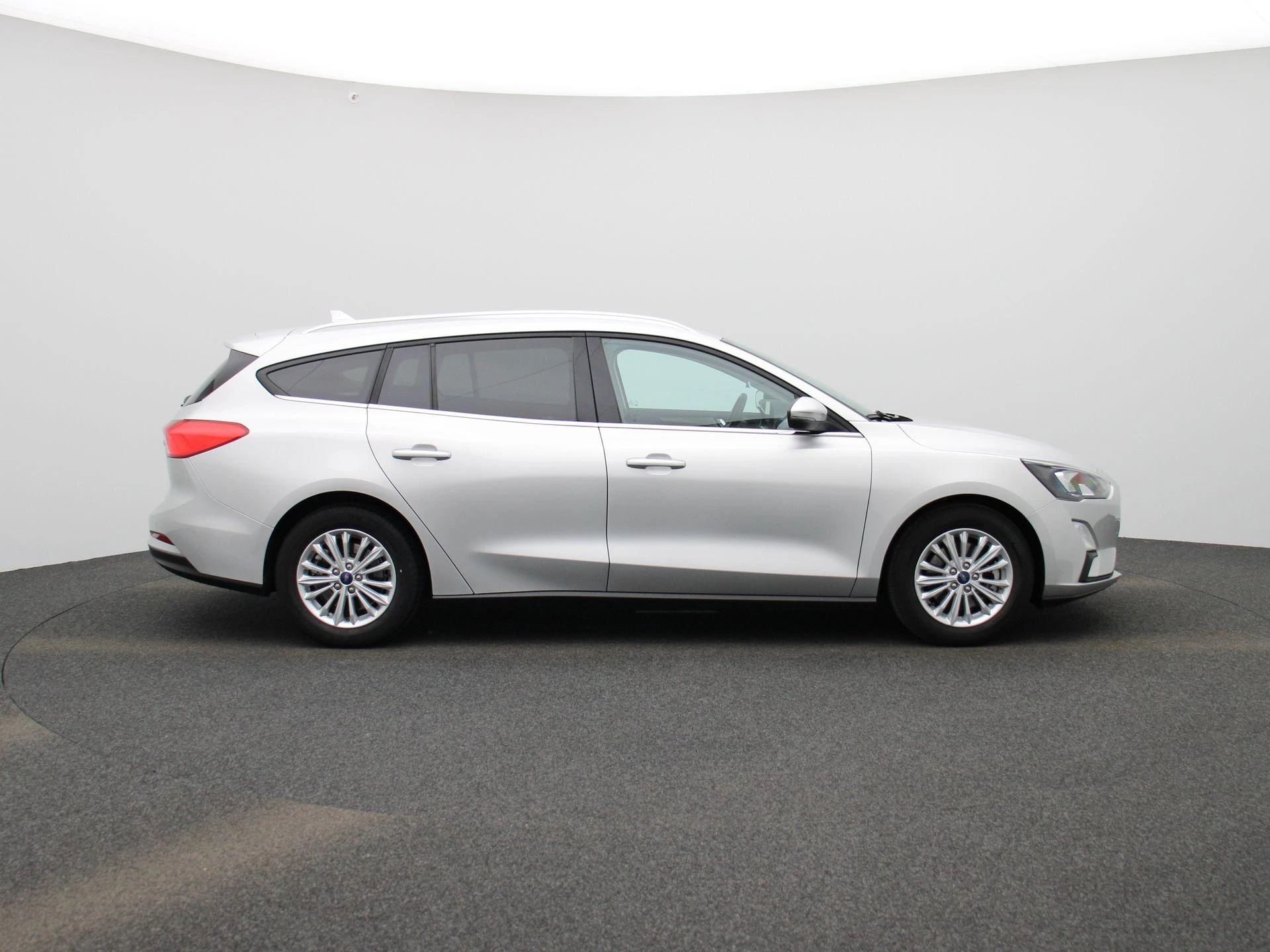 Ford-Focus-image-5