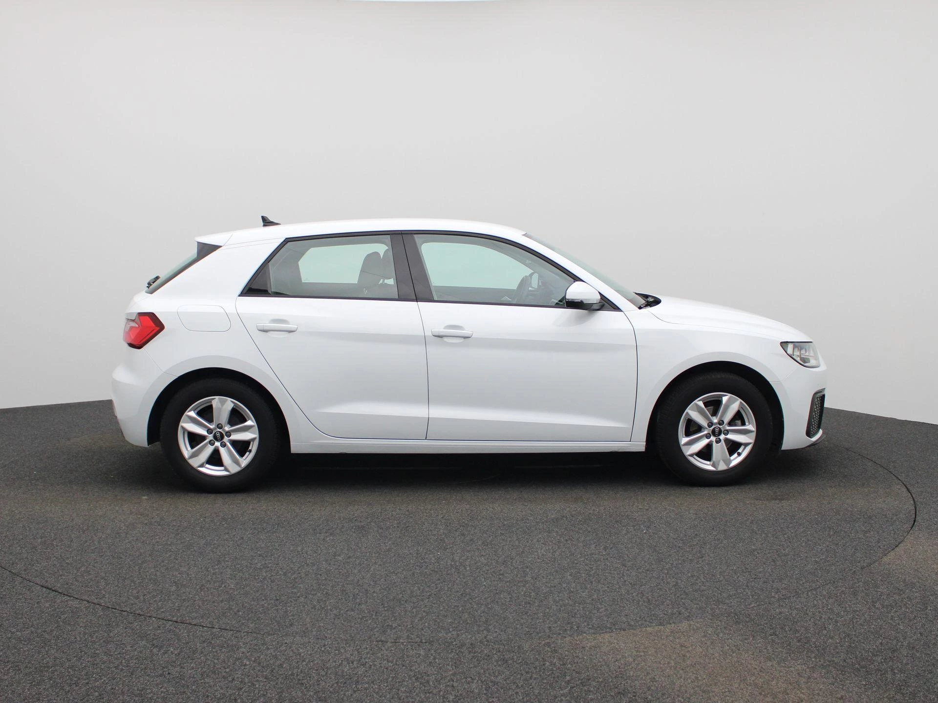 Audi-A1 Sportback-image-7