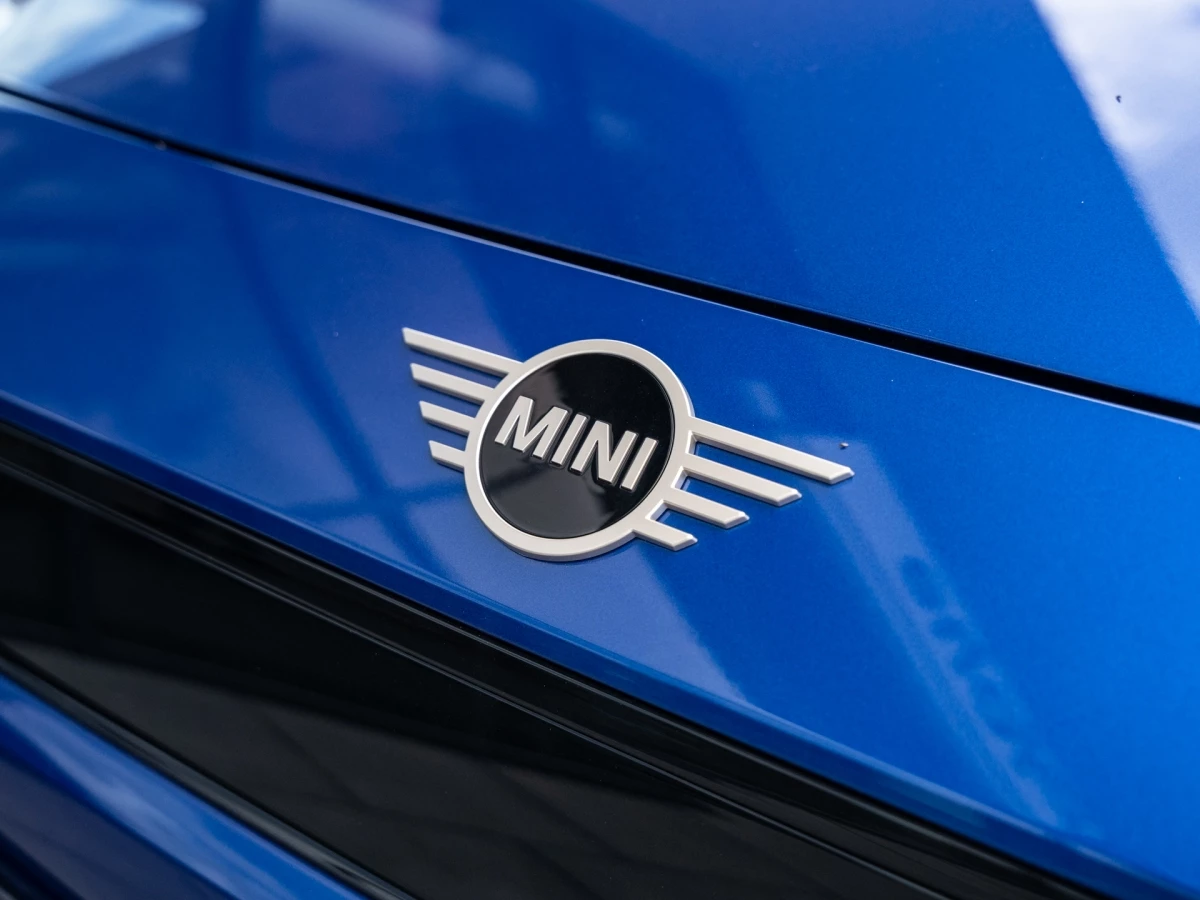 MINI-Cooper-image-16