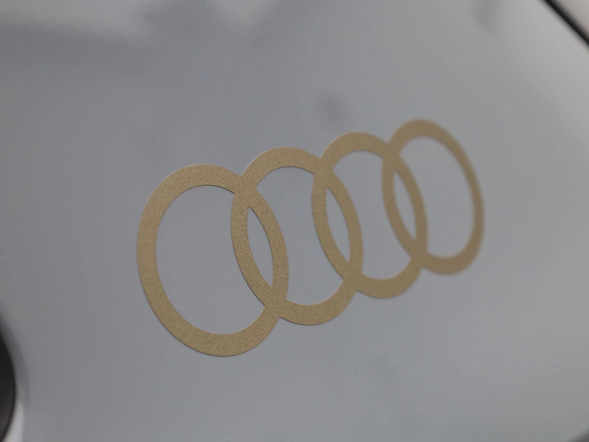 Audi-Q4 e-tron-image-14