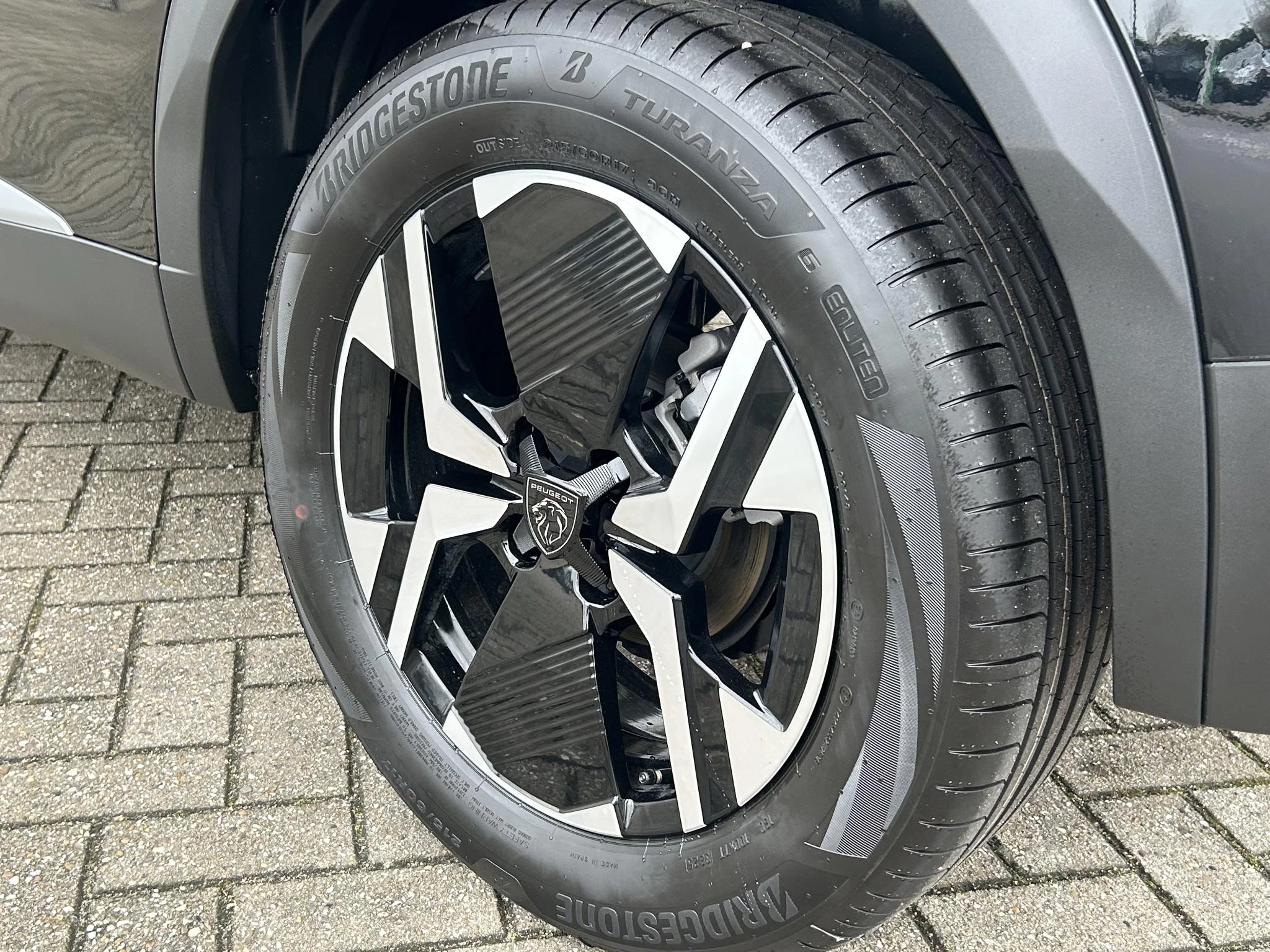 Peugeot-2008-image-9