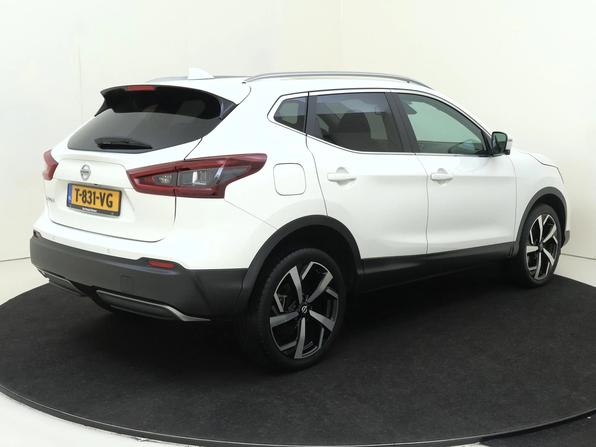 Nissan QASHQAI 1.3 DIG-T Tekna