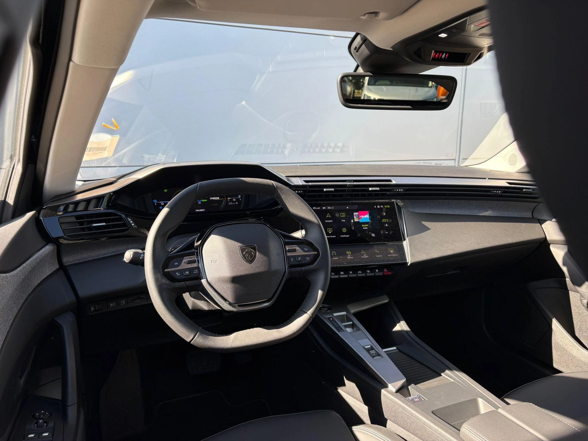 Peugeot-408-image-9