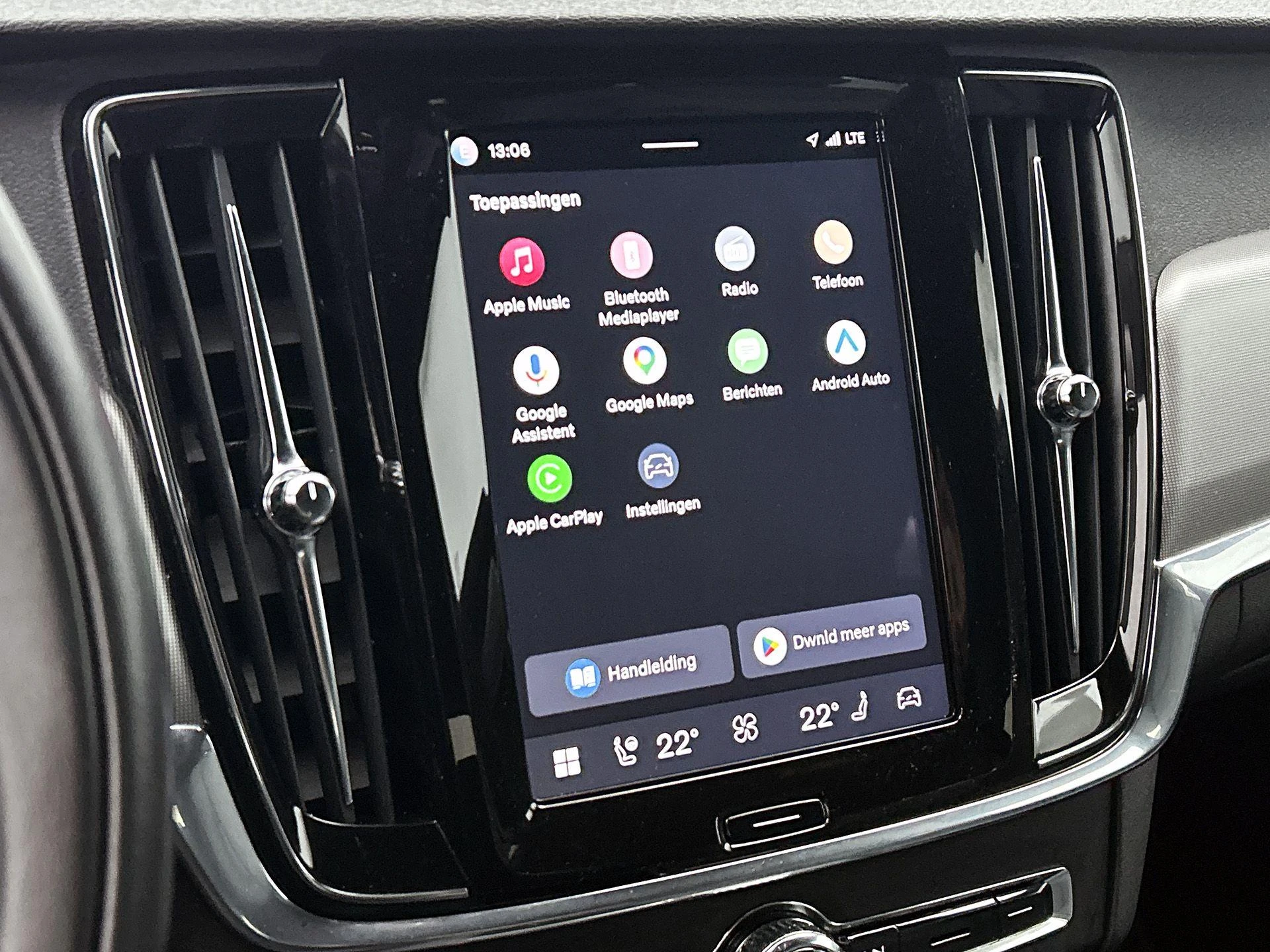 Volvo-V90-image-13