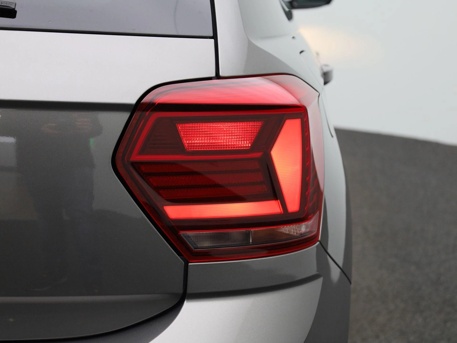 Volkswagen-Polo-image-32