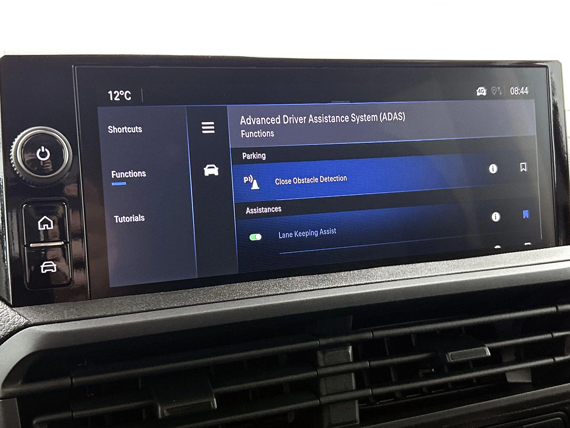 Opel-Vivaro-e-image-10