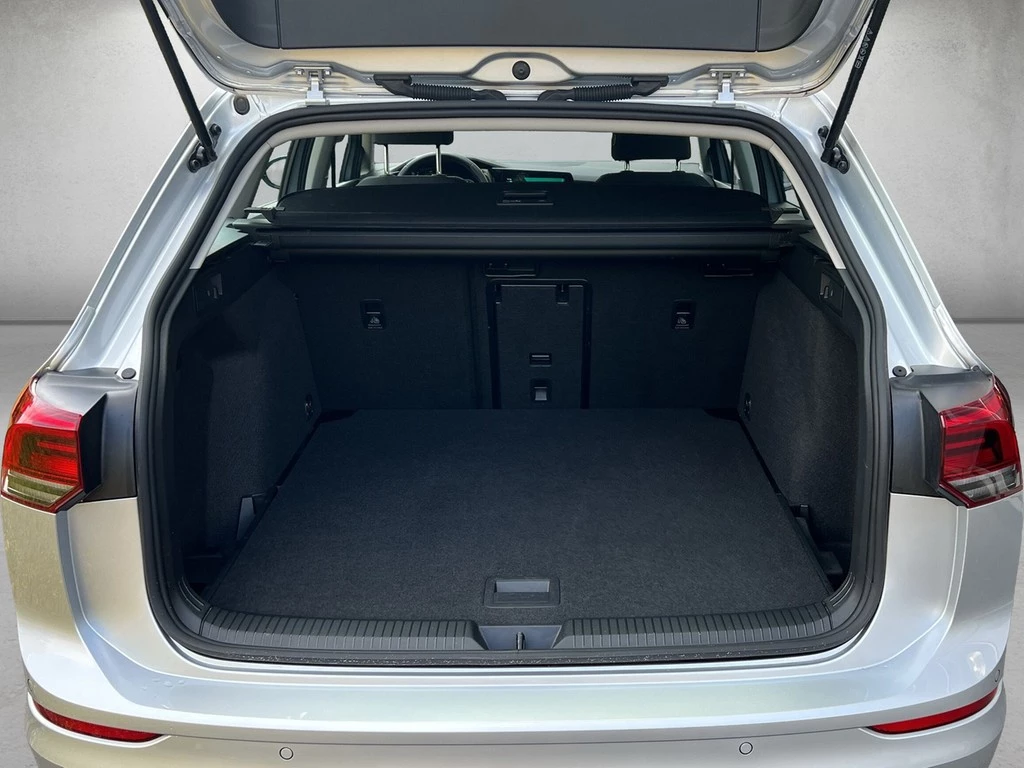 Volkswagen Golf VIII Variant 2.0 TDI DSG Life *Navi*LED*APP