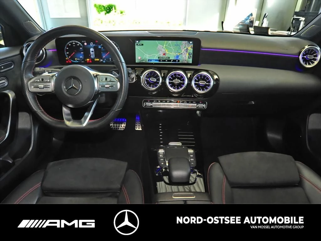 Mercedes-Benz A-Klasse 250 AMG MULTI NIGHT SOUND PANO PARKPAKET DAB AMG LineW177 A 250 AMG MULTI NIGHT SOUND PANO PARKPAKET DAB AMG Line