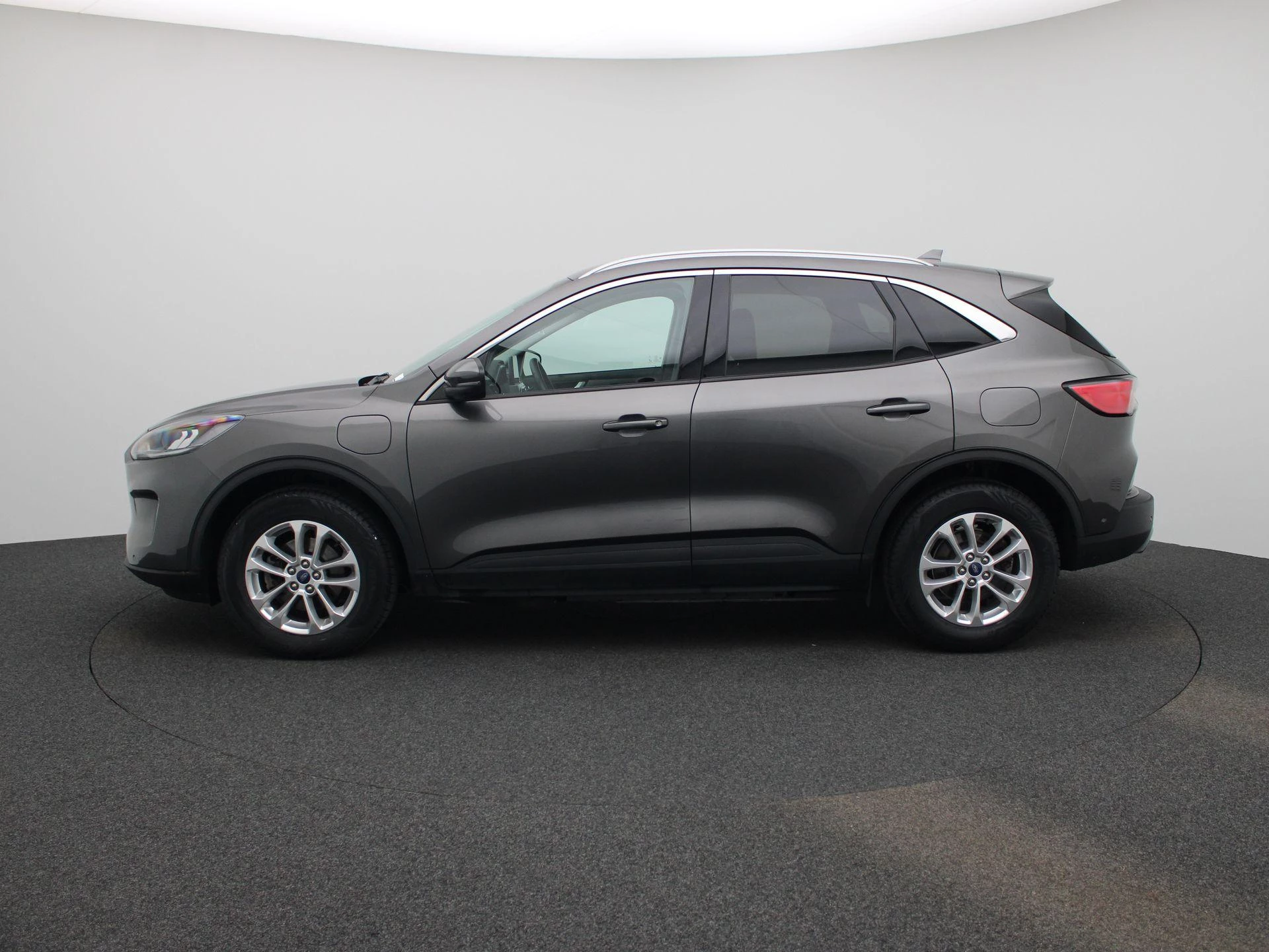 Ford Kuga 2.5i PHEV Aut. 165kW Titanium