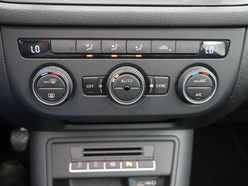 Volkswagen Tiguan Tiguan Trend & Fun 1.4TSI BlueMotion 125PK *PANODAK*PDC*BLTH*DAB RADIO*AIRCO AUTOMATISCH*...*
