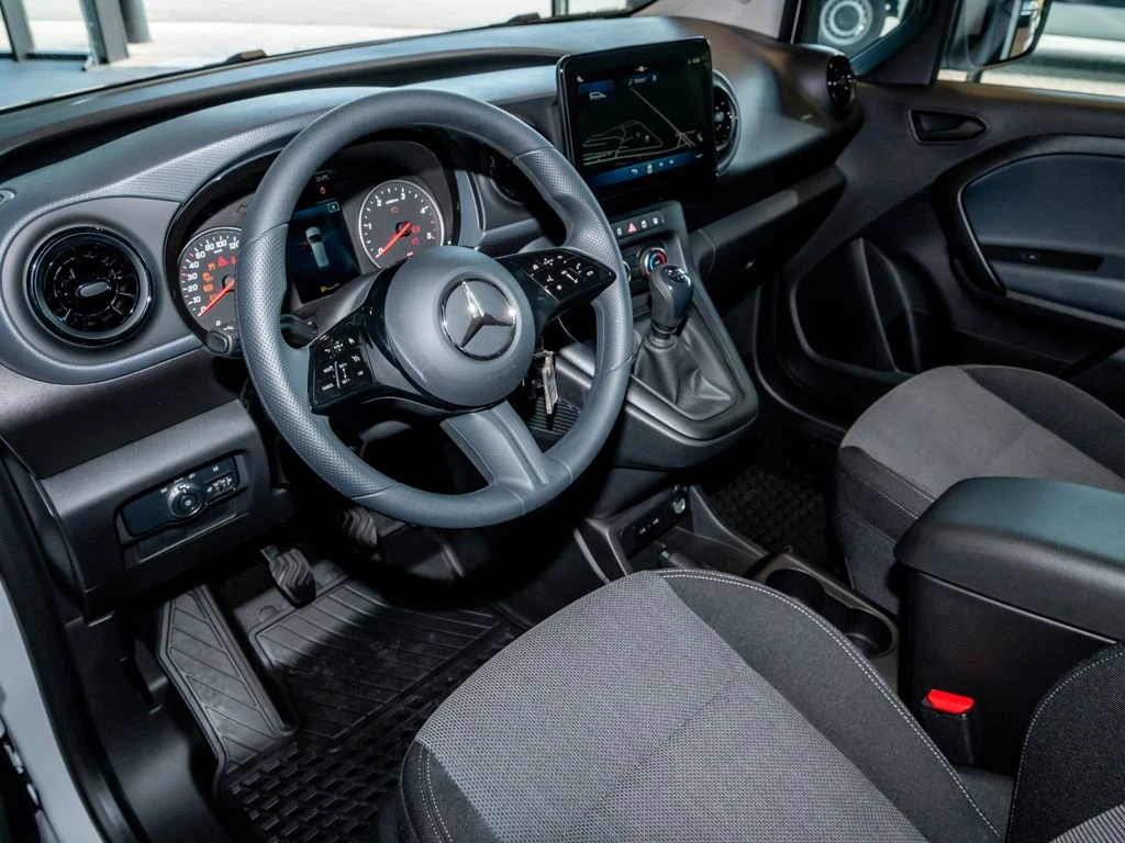Mercedes-Benz-Citan 112 CDI-image-7