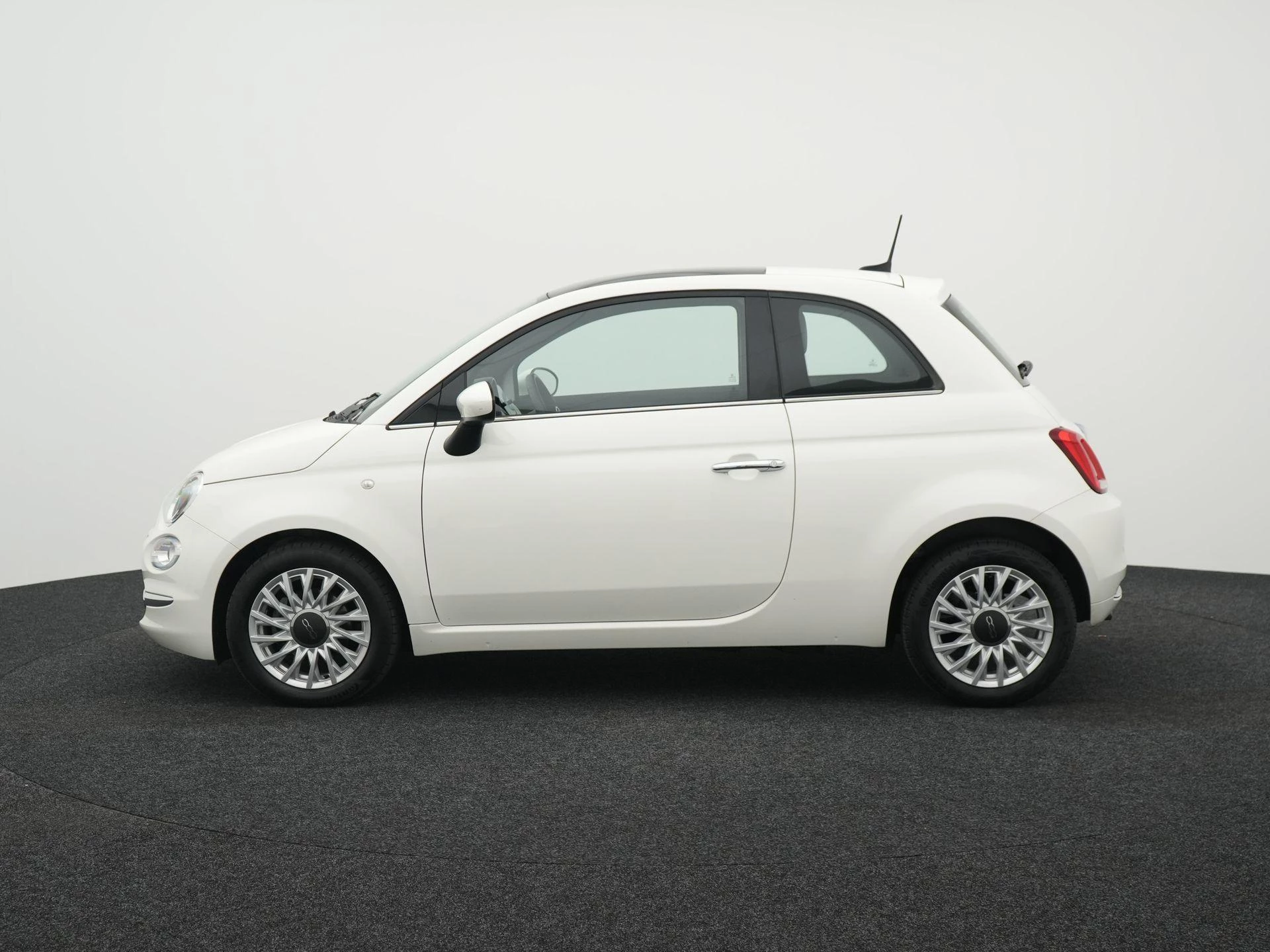 Fiat-500-image-3
